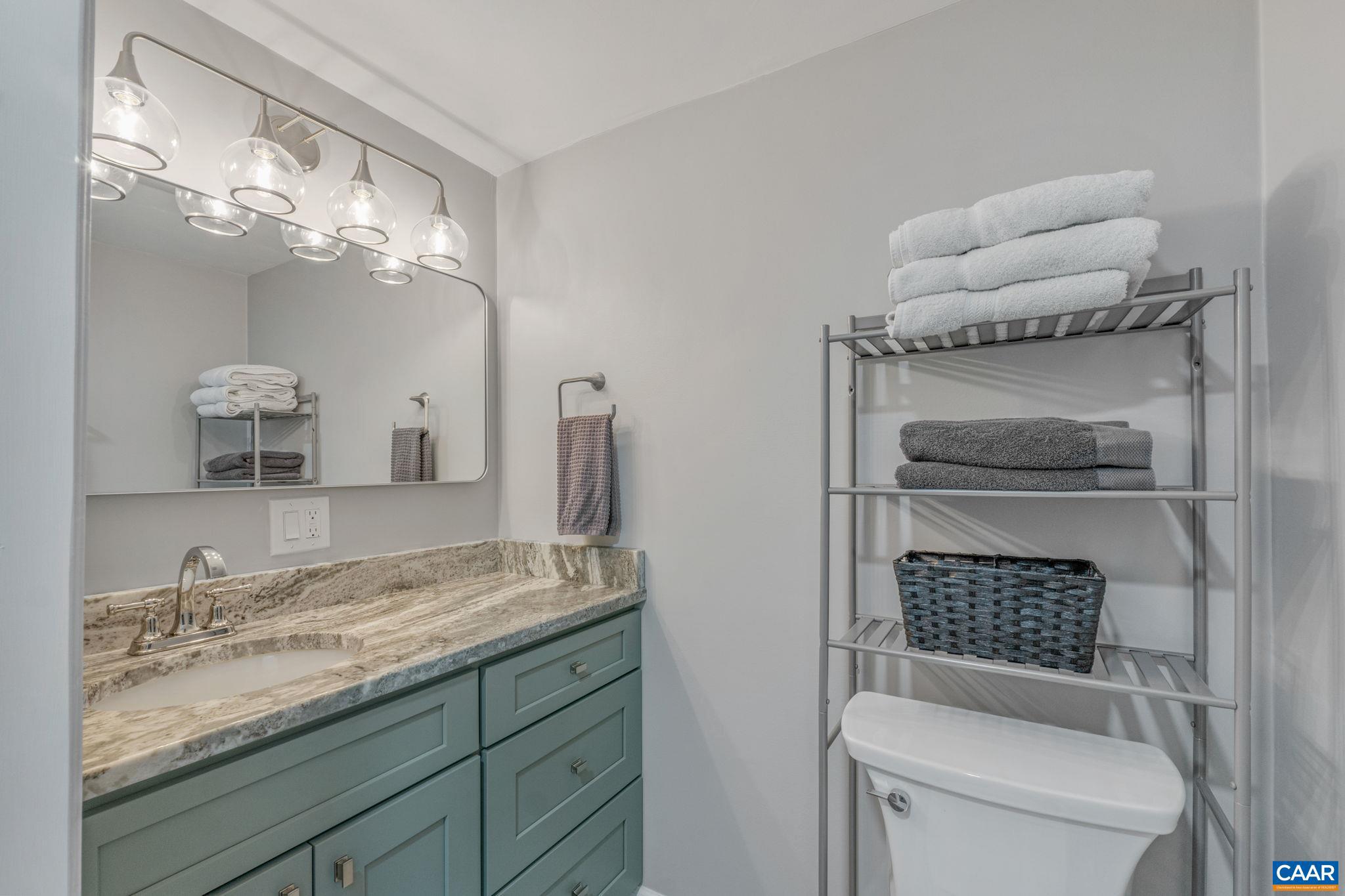 LAKE MONTICELLO - Residential