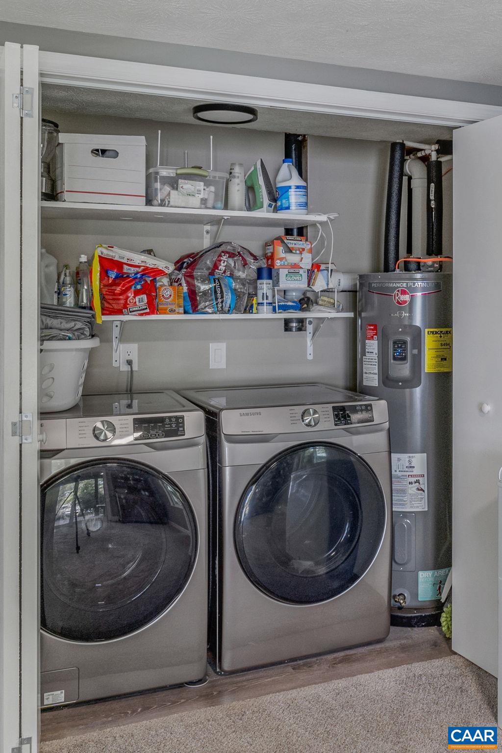 LAKE MONTICELLO - Residential