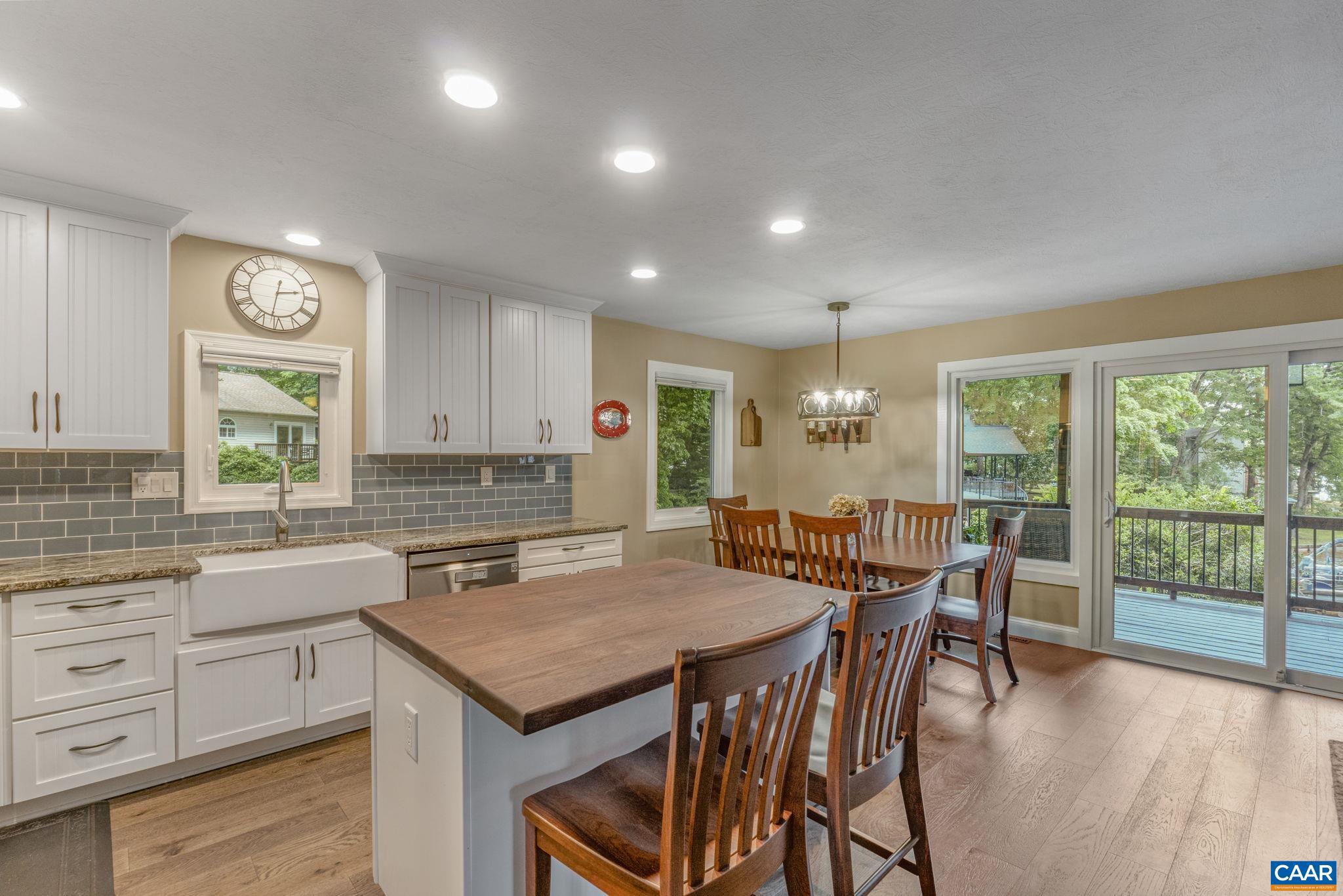 LAKE MONTICELLO - Residential