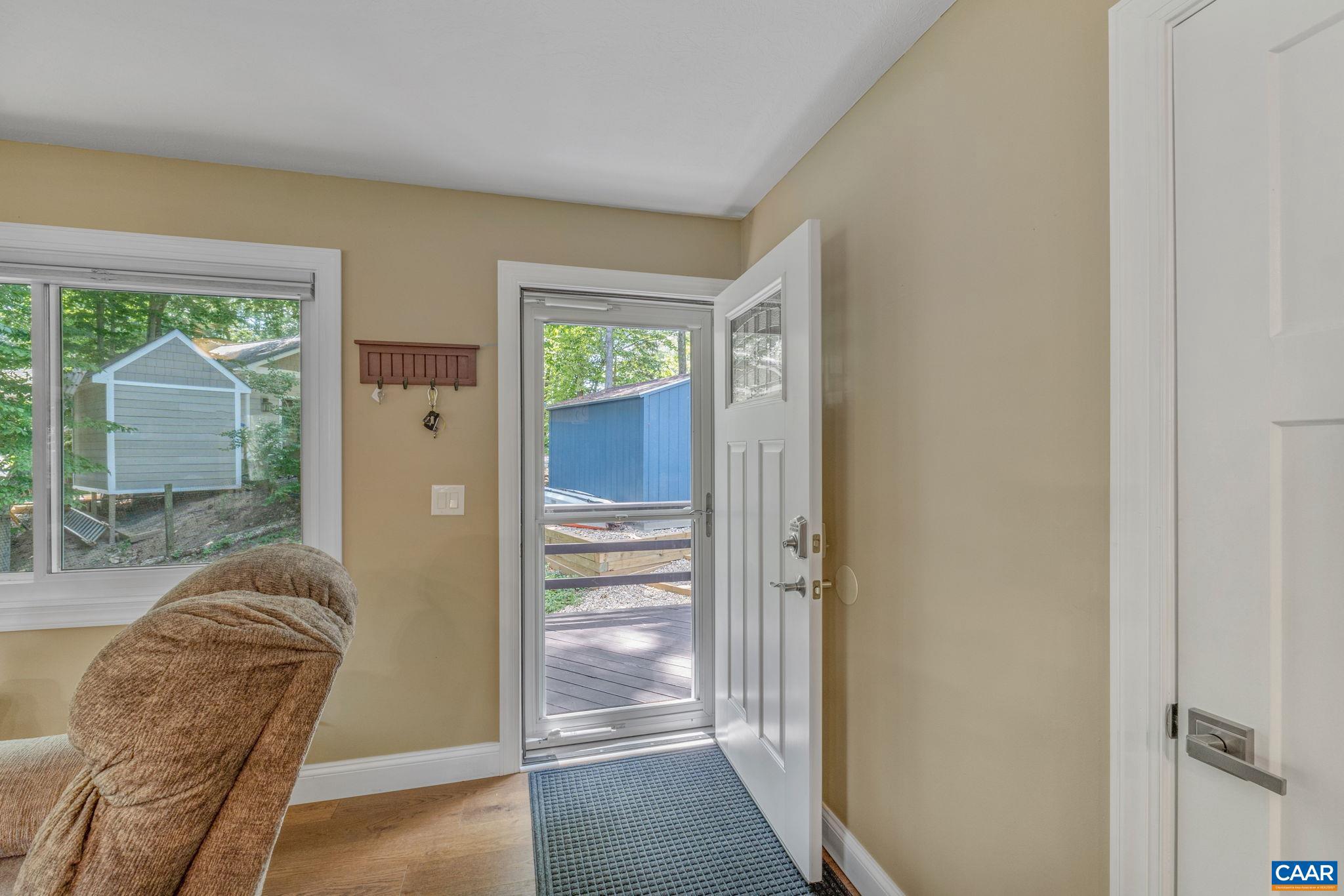 LAKE MONTICELLO - Residential