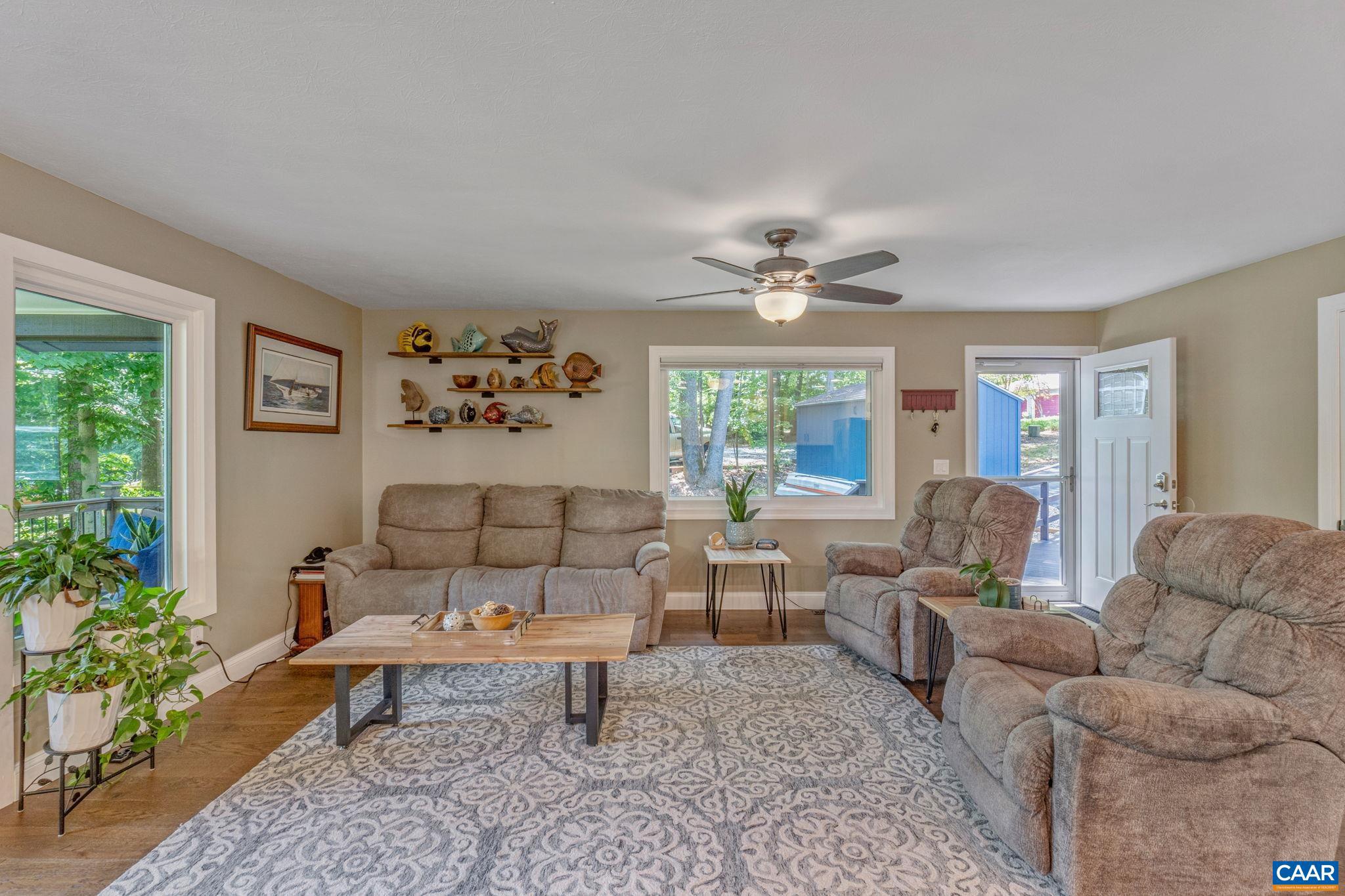 LAKE MONTICELLO - Residential