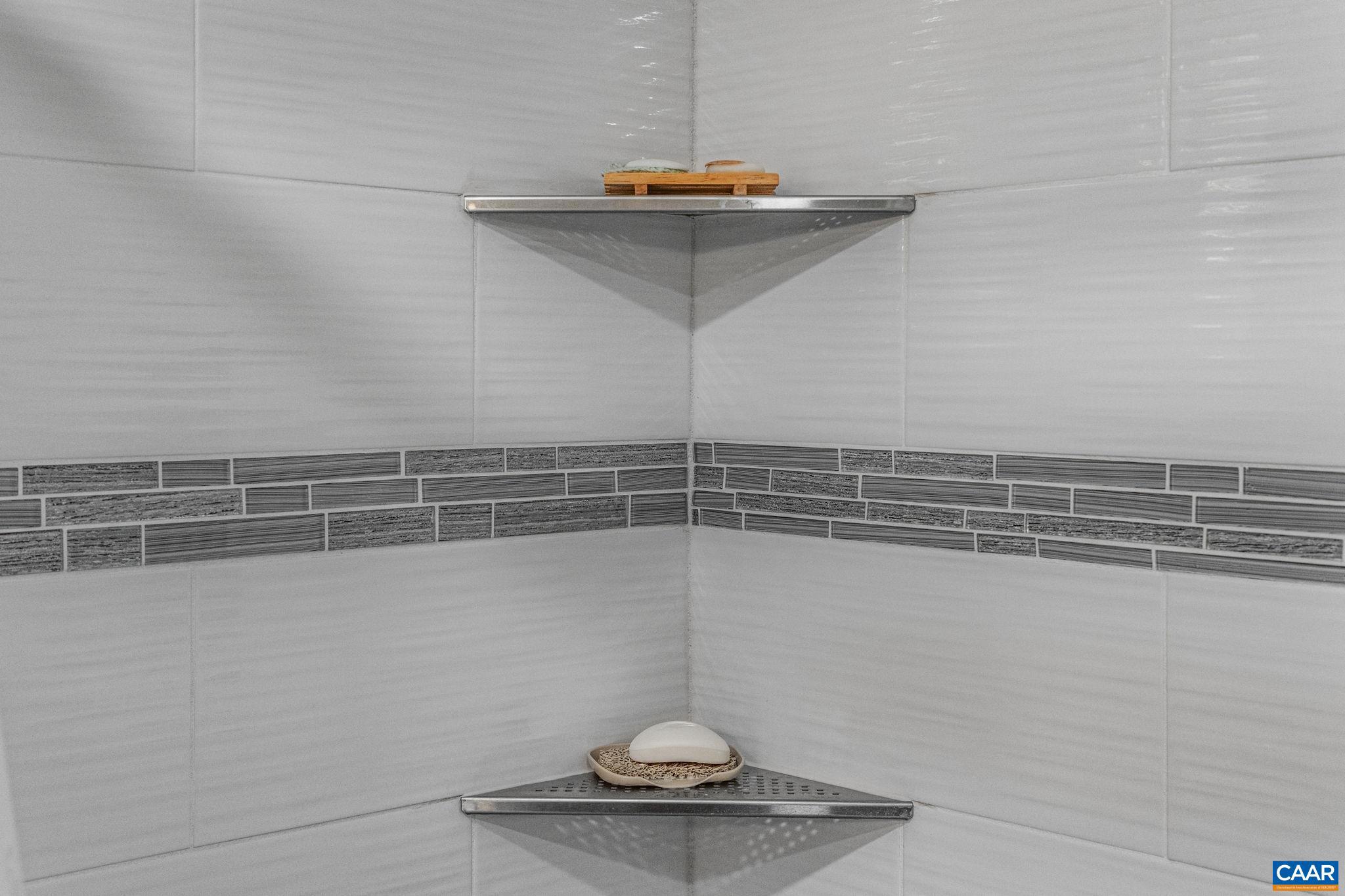 LAKE MONTICELLO - Residential