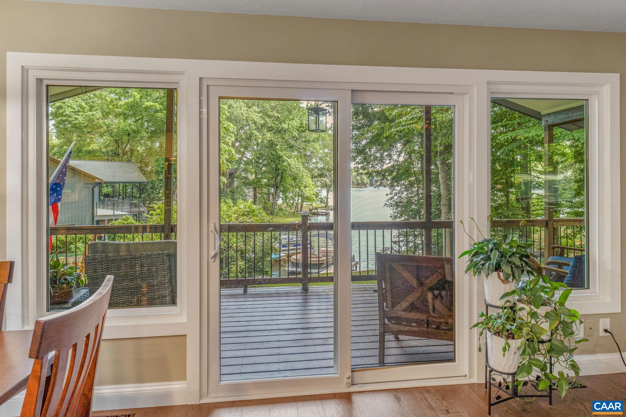 LAKE MONTICELLO - Residential