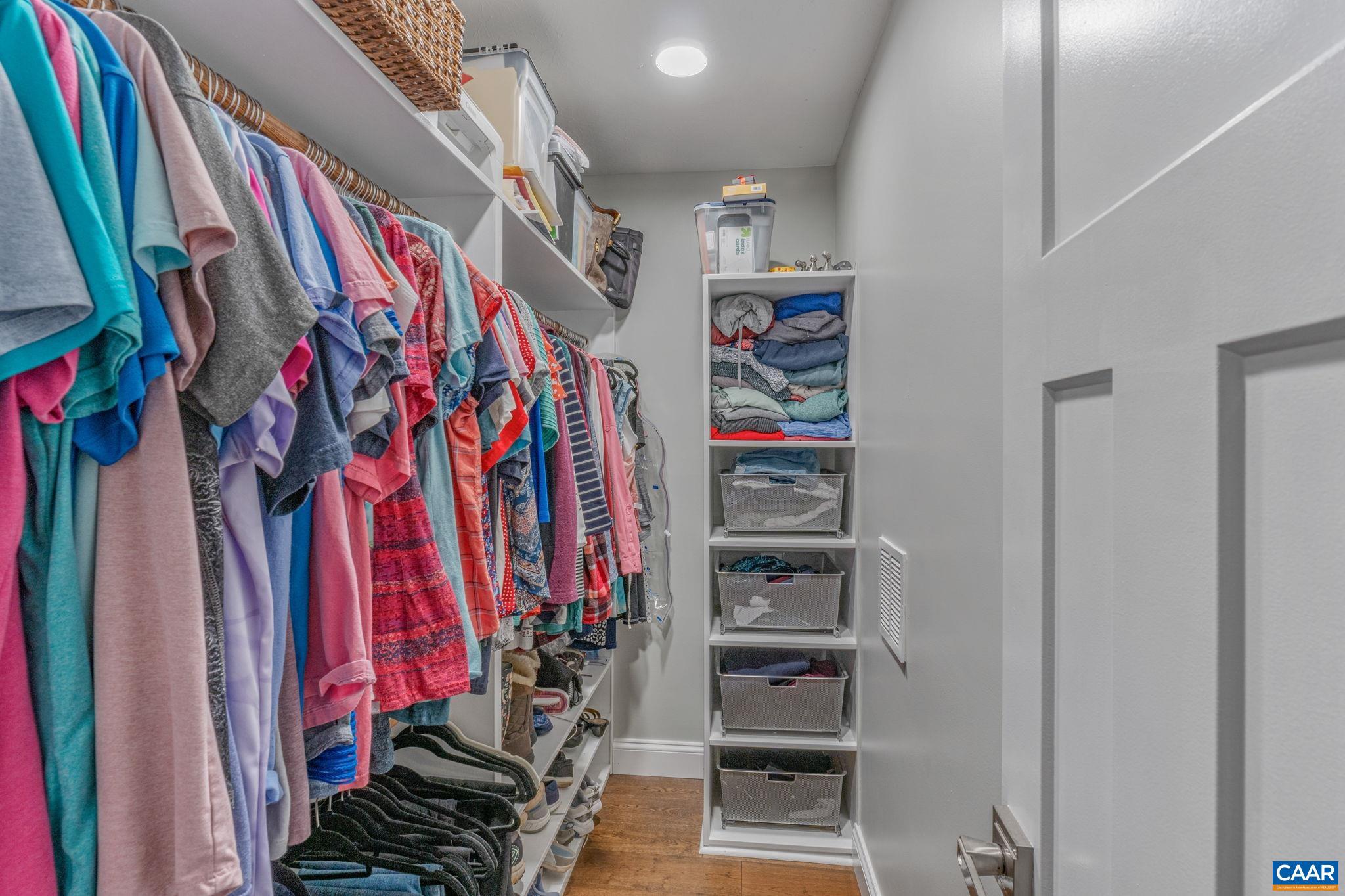 LAKE MONTICELLO - Residential