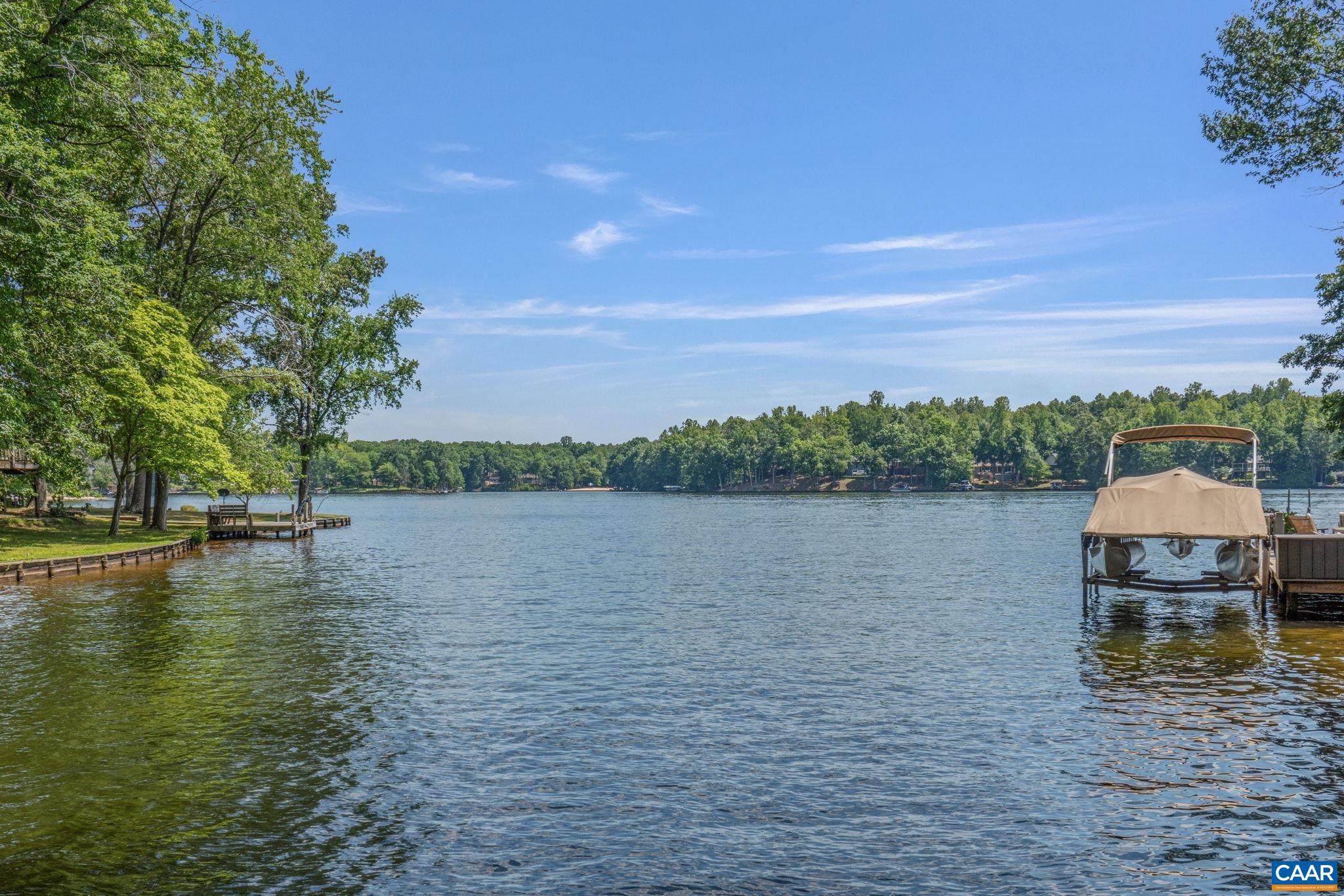 LAKE MONTICELLO - Residential