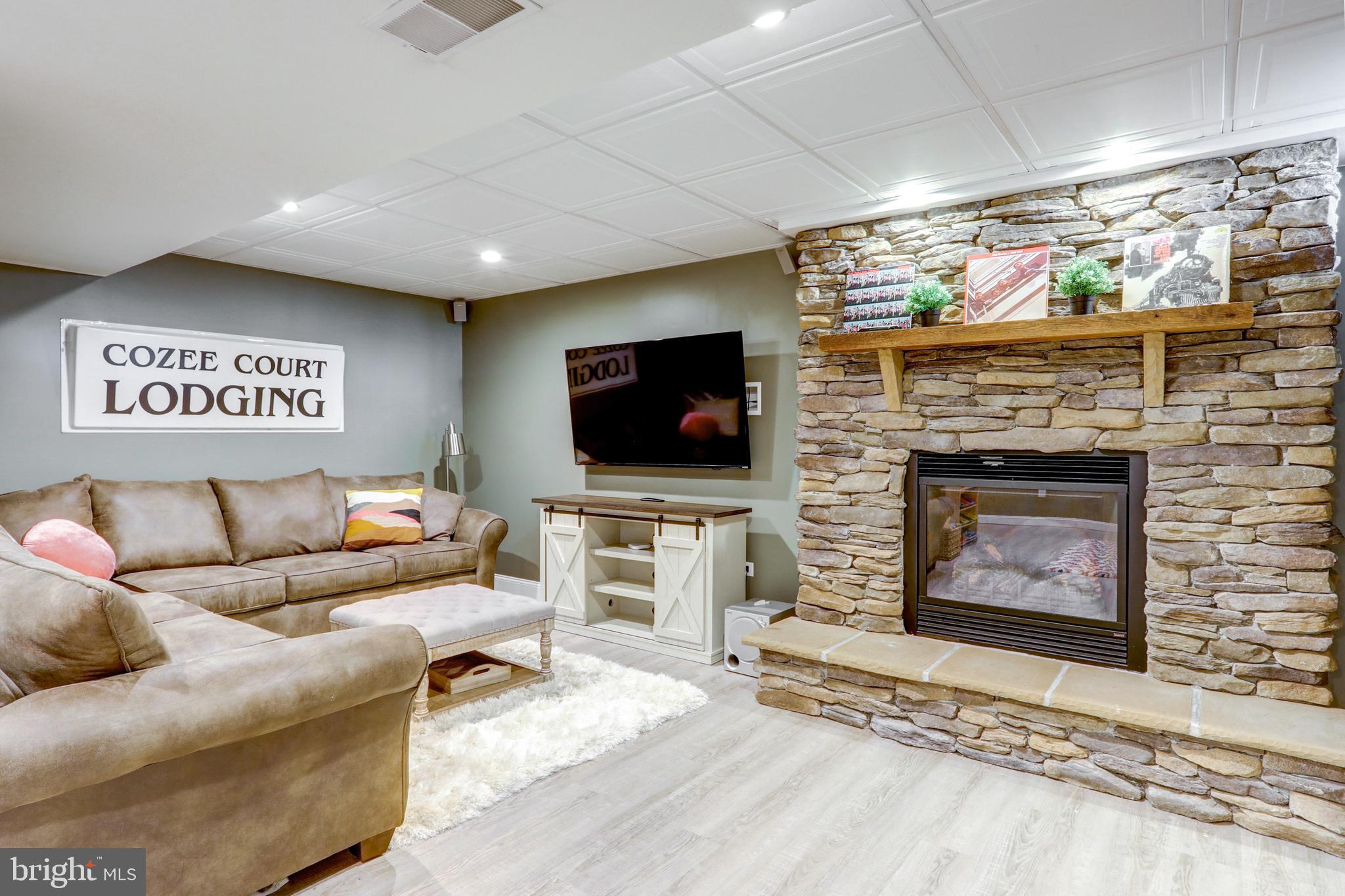 EAST DONEGAL TWP - Residential