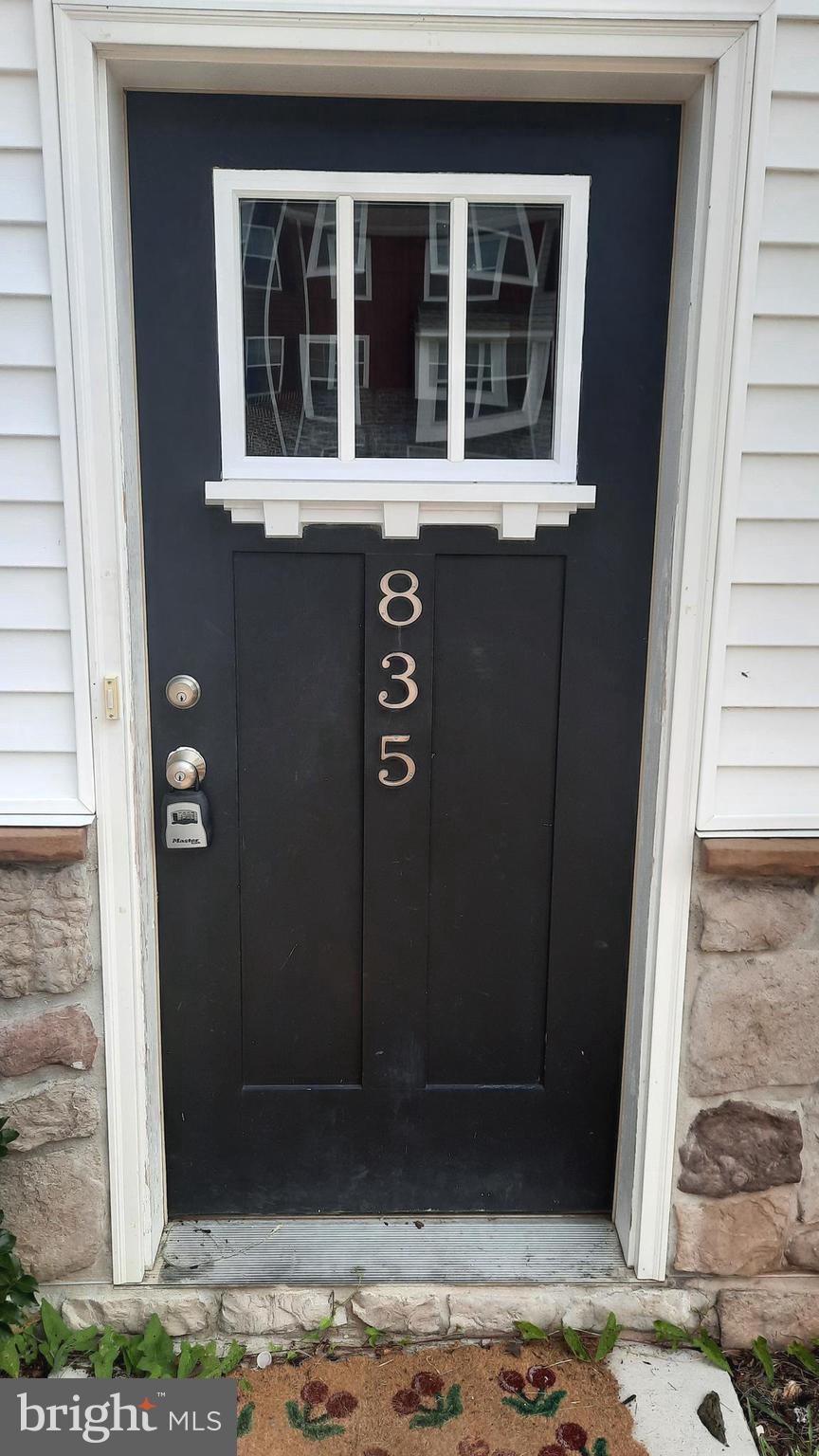 ADMIRALS QUAY - Residential Lease