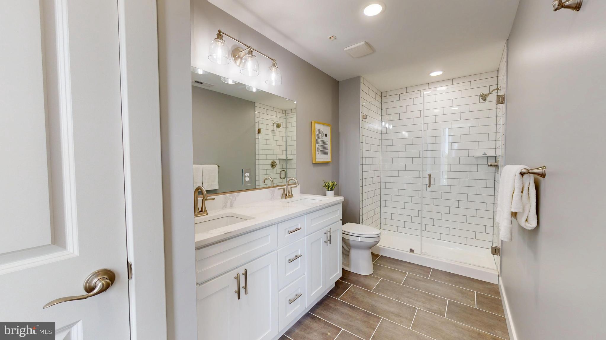 ROSEDALE - Residential