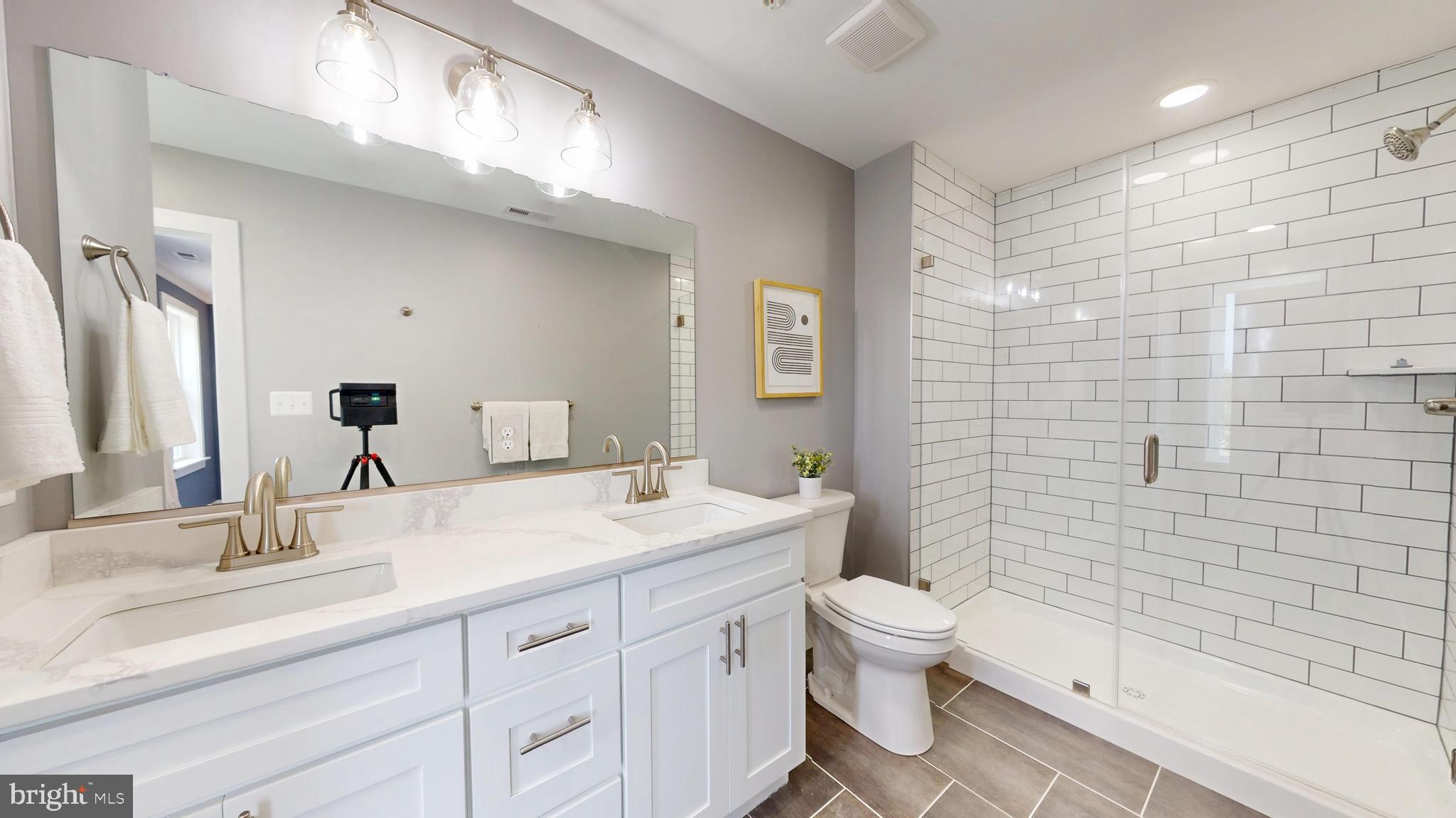 ROSEDALE - Residential