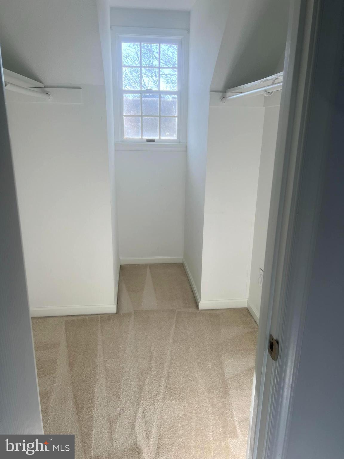 ORCHARD HILL - Residential Lease