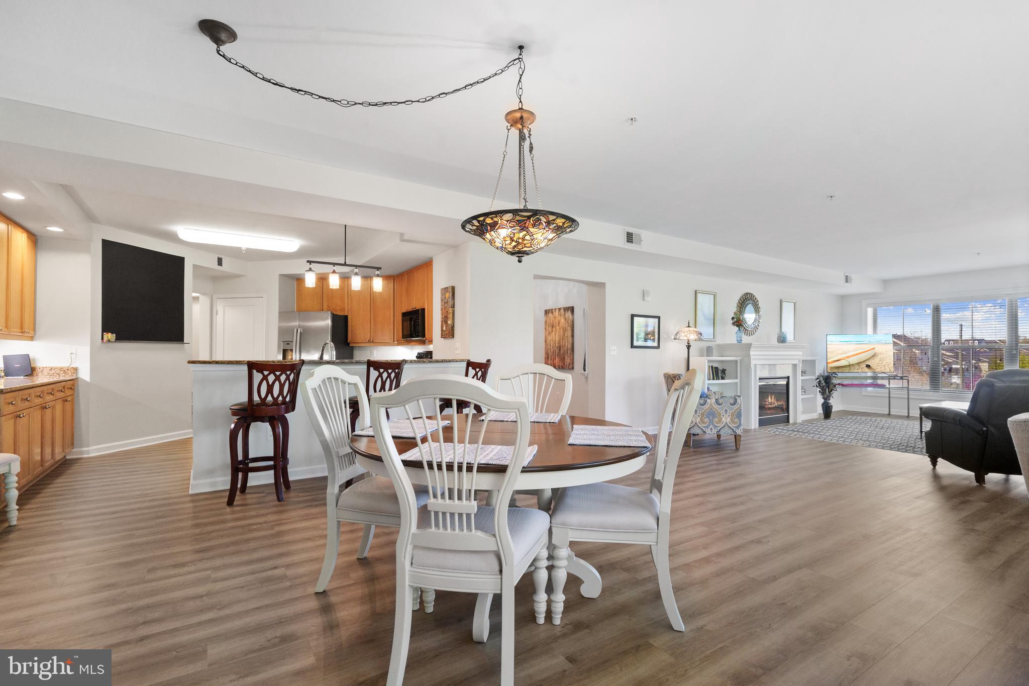 BELMONT BAY - Residential