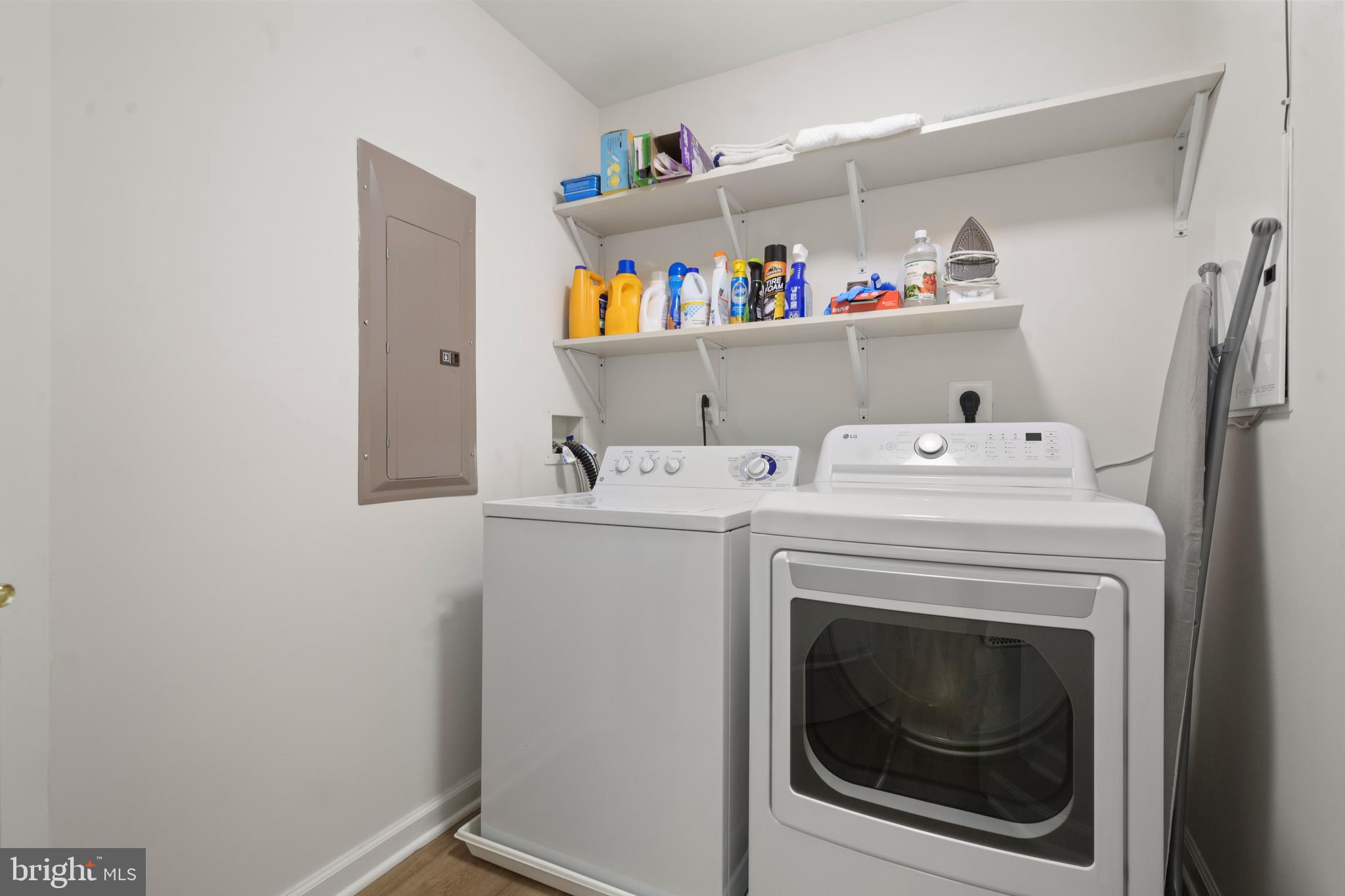 BELMONT BAY - Residential