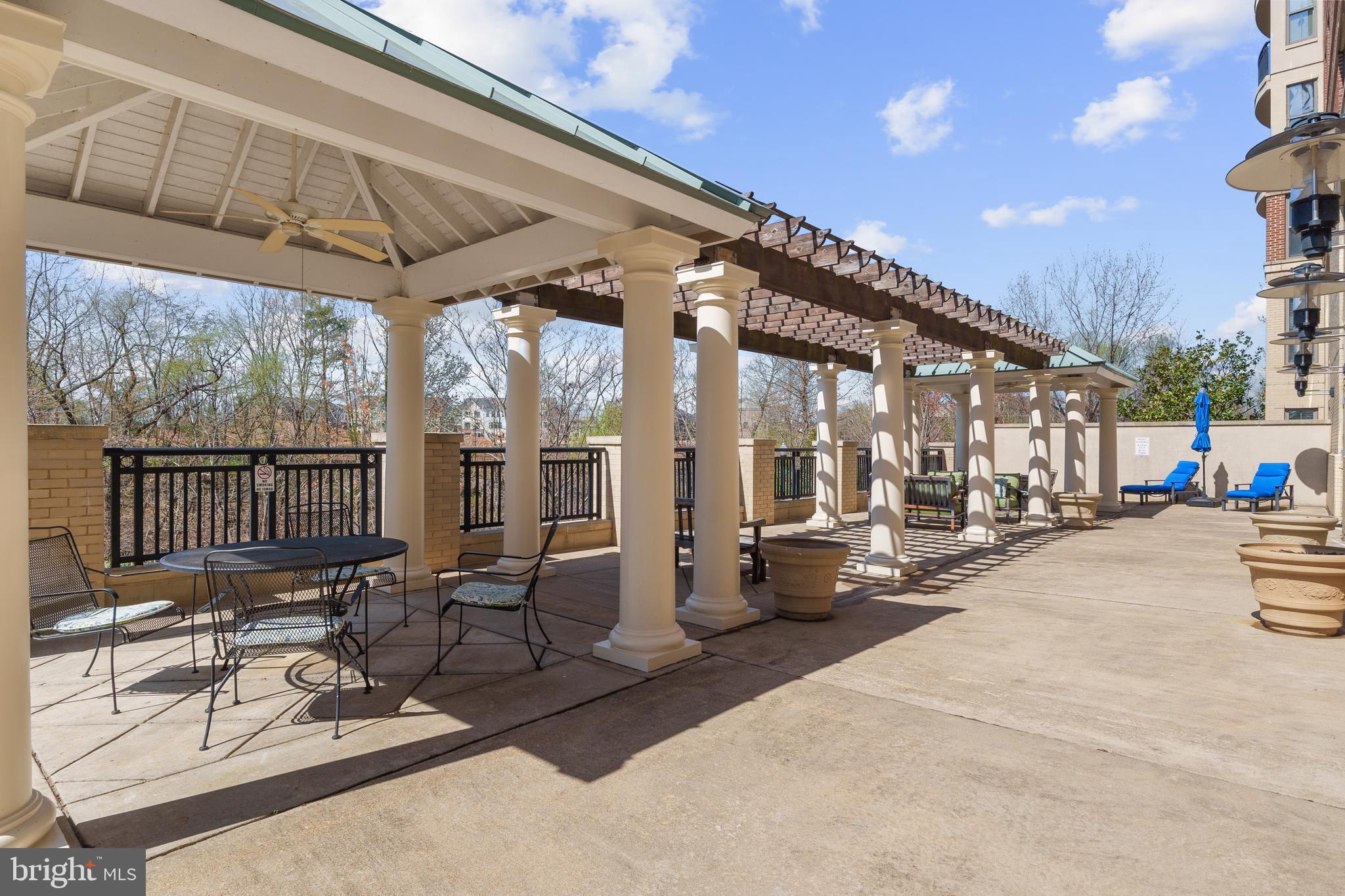 BELMONT BAY - Residential