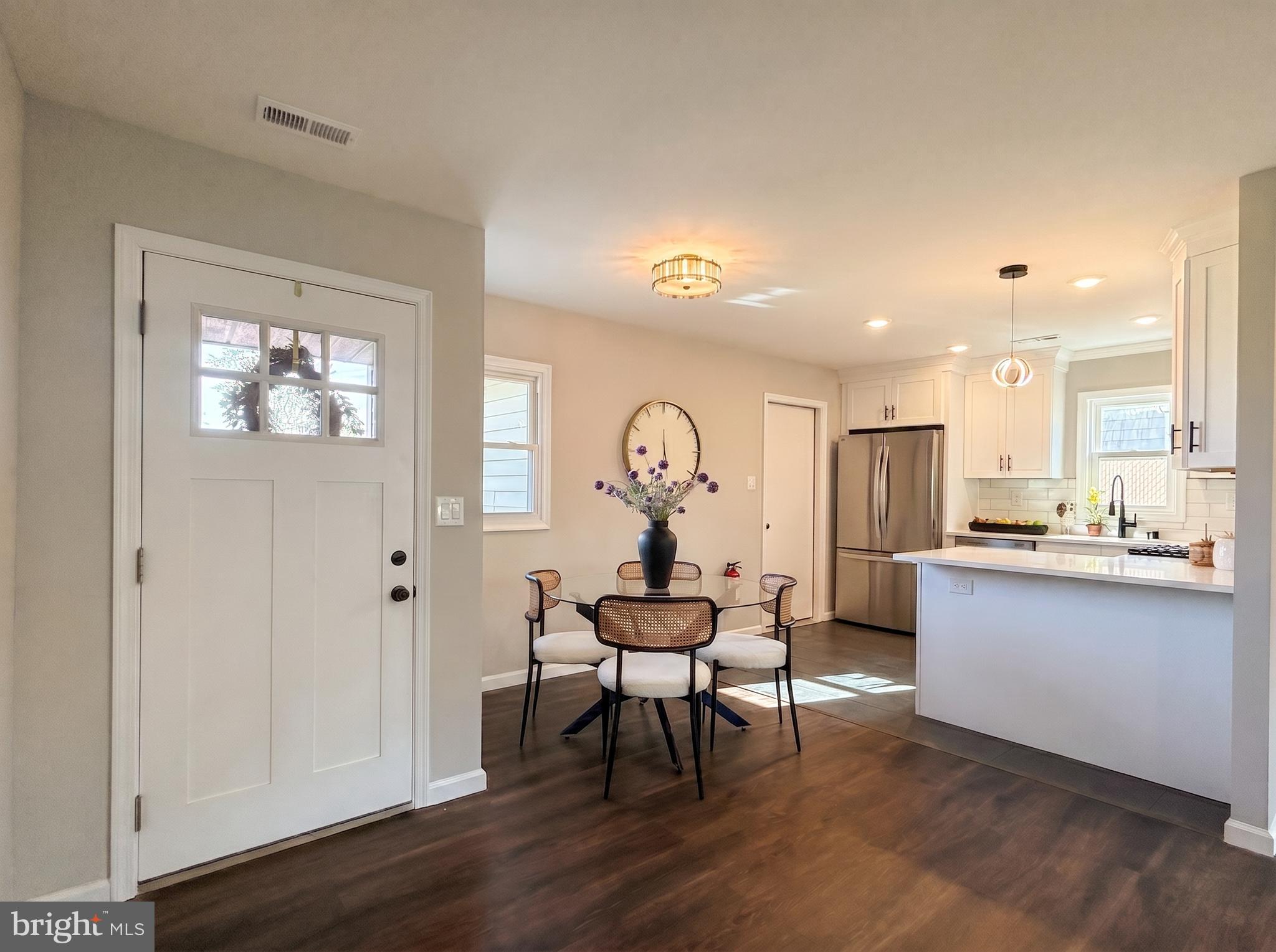 38 SHERWOOD LANE