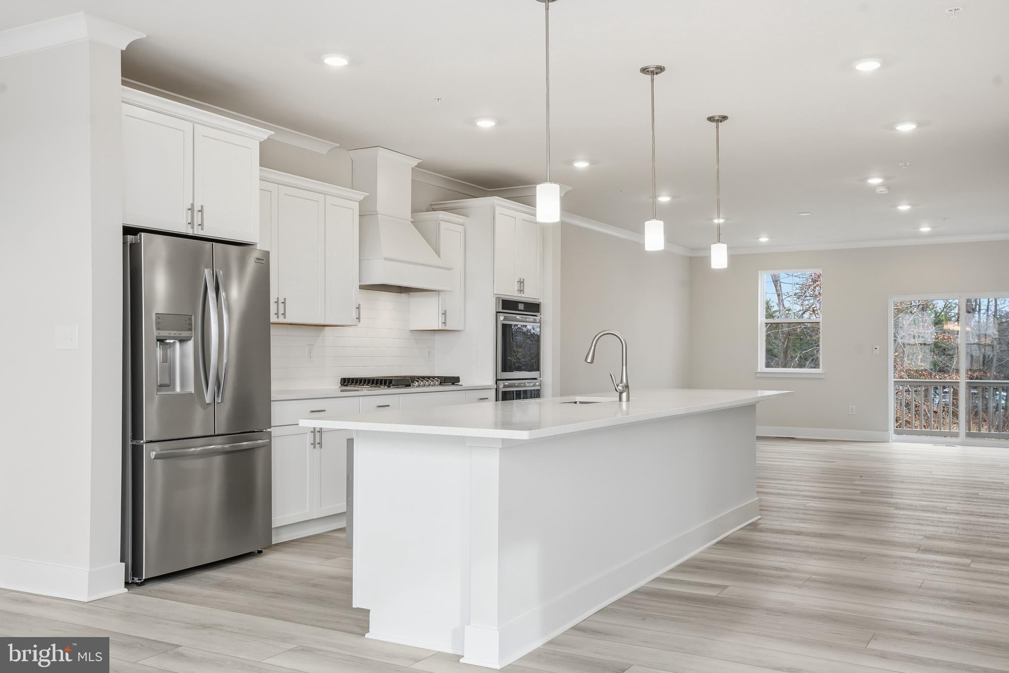 1202 CRESTED WOOD DRIVE