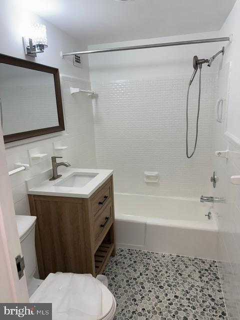 GROSVENOR PARK - Residential Lease