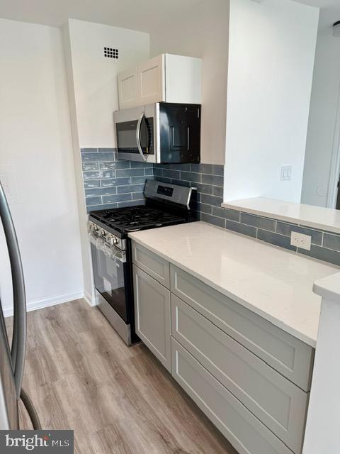 GROSVENOR PARK - Residential Lease