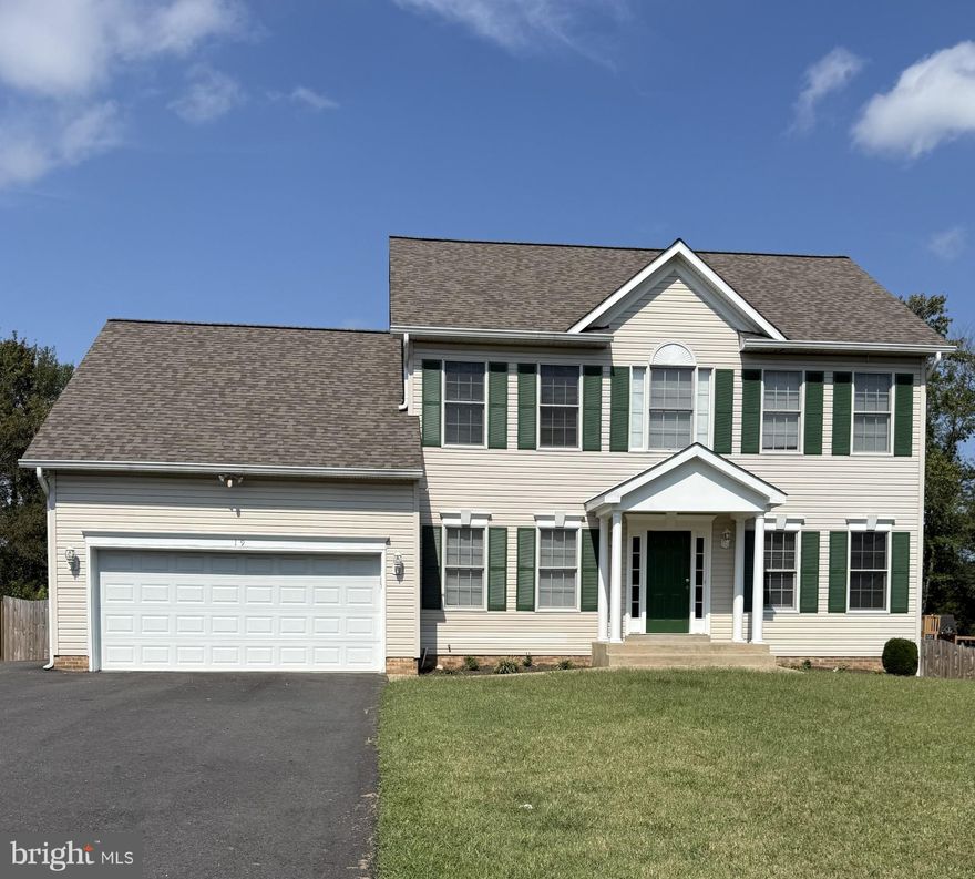 Beautiful Three Level Colonial Home located in Southern Stafford County in well sought after Brookestone neighborhood.  Minutes to the City of Fredericksburg.  Close to VRE, Shopping Schools and Commute.  Fresh paint throughout with main level hardwoods. Large Kitchen w/ Center Island, Side by Side Refrigerator.  Separate Dining Room, Library. Gas F/P in Family Room and lower-level Rec. Room.  Screened In Deck off the Family Room. Owners Bath has soaker tub and dual sinks. Large flat lot with additional deck.