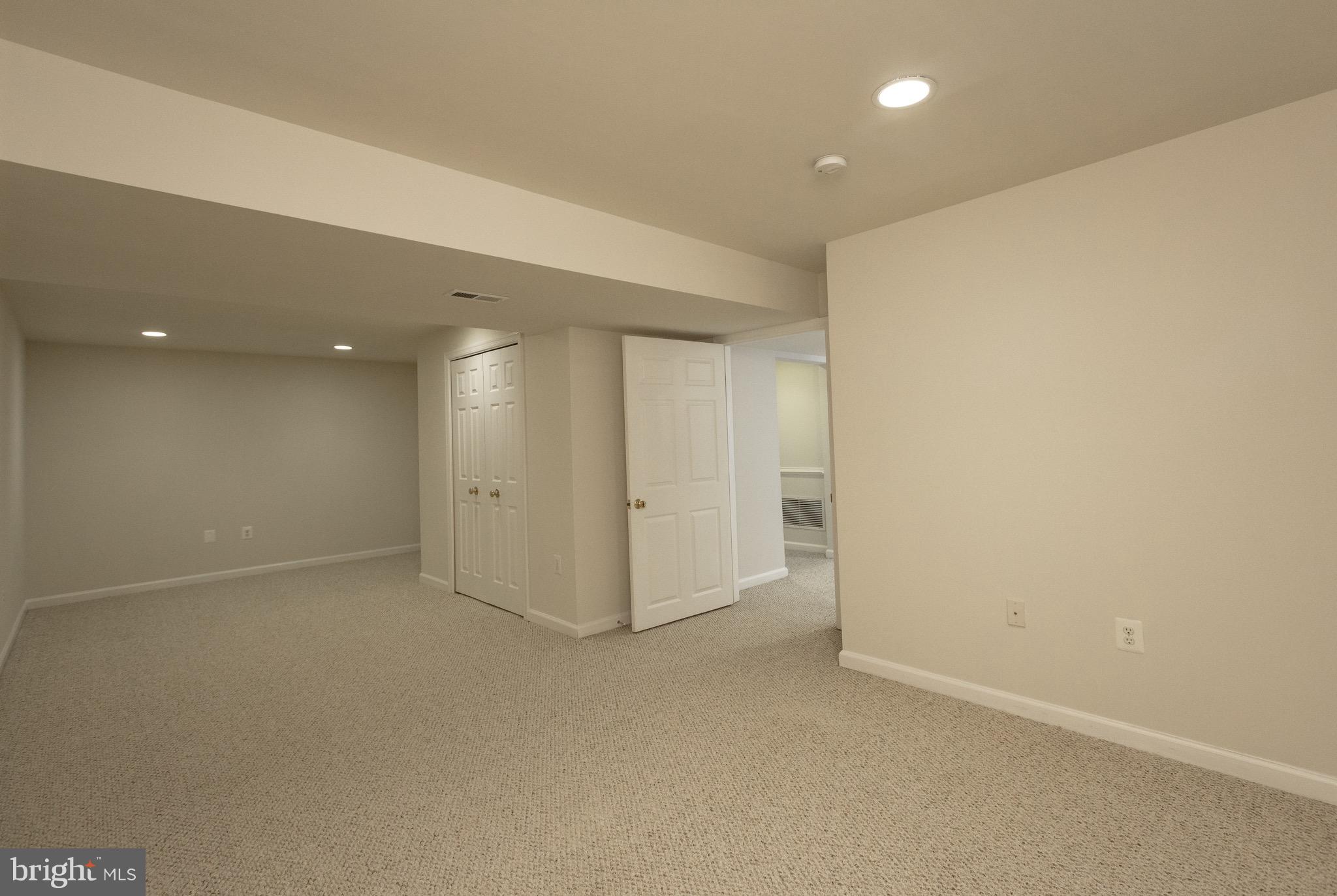 BROOKSTONE - Residential Lease