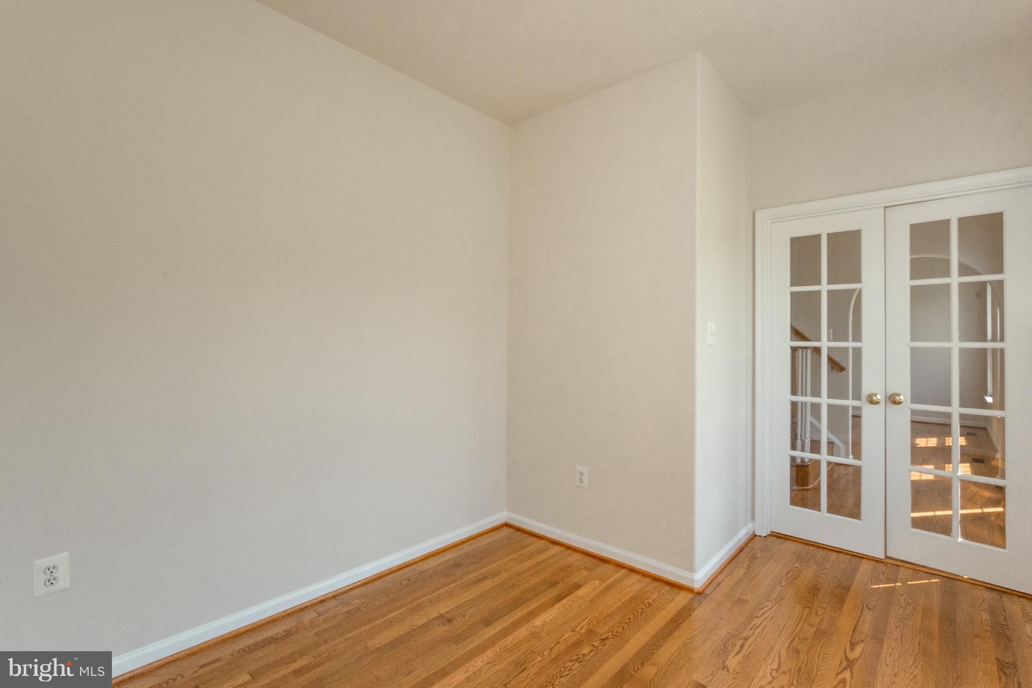 BROOKSTONE - Residential Lease