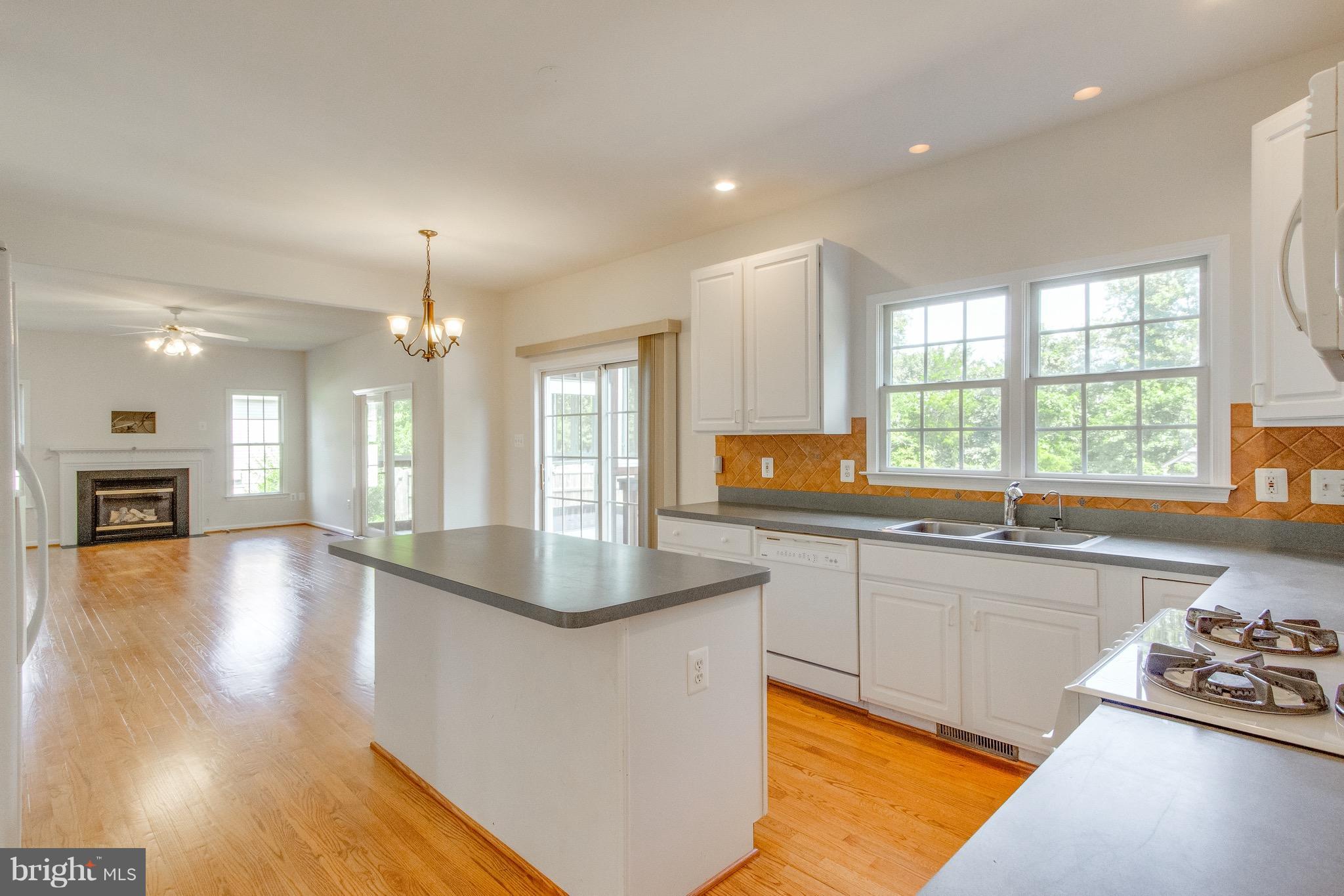 BROOKSTONE - Residential Lease