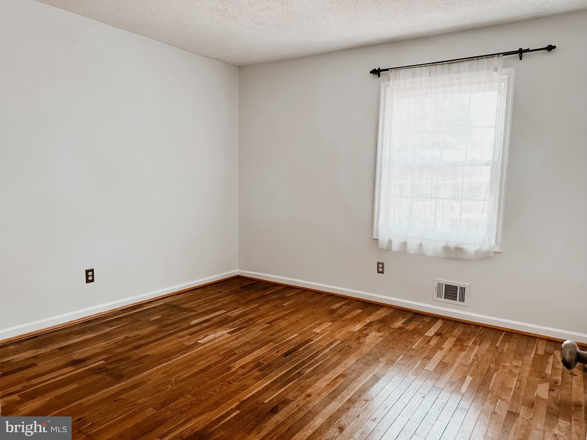 CARDINAL FOREST - Residential Lease