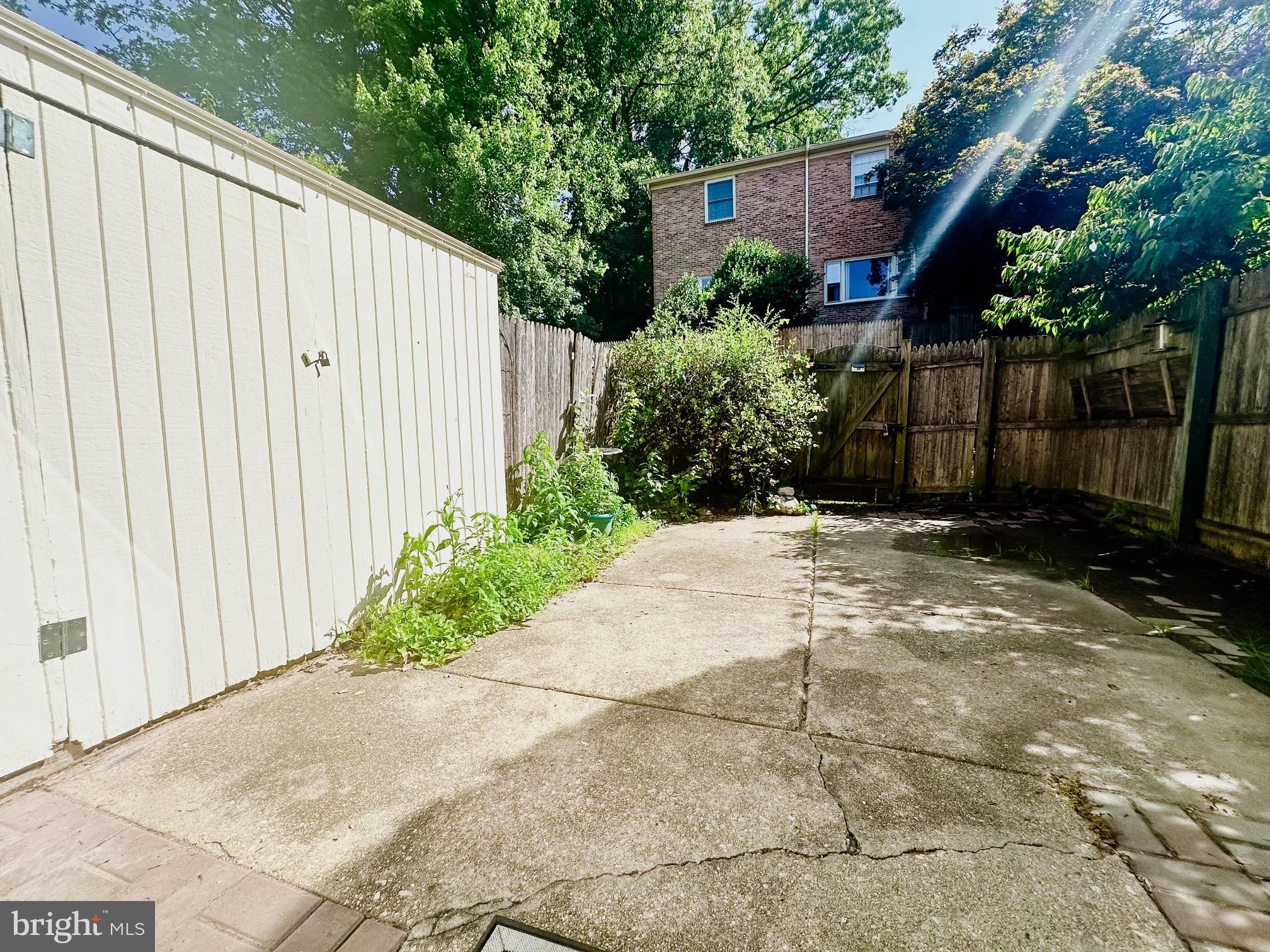 CARDINAL FOREST - Residential Lease