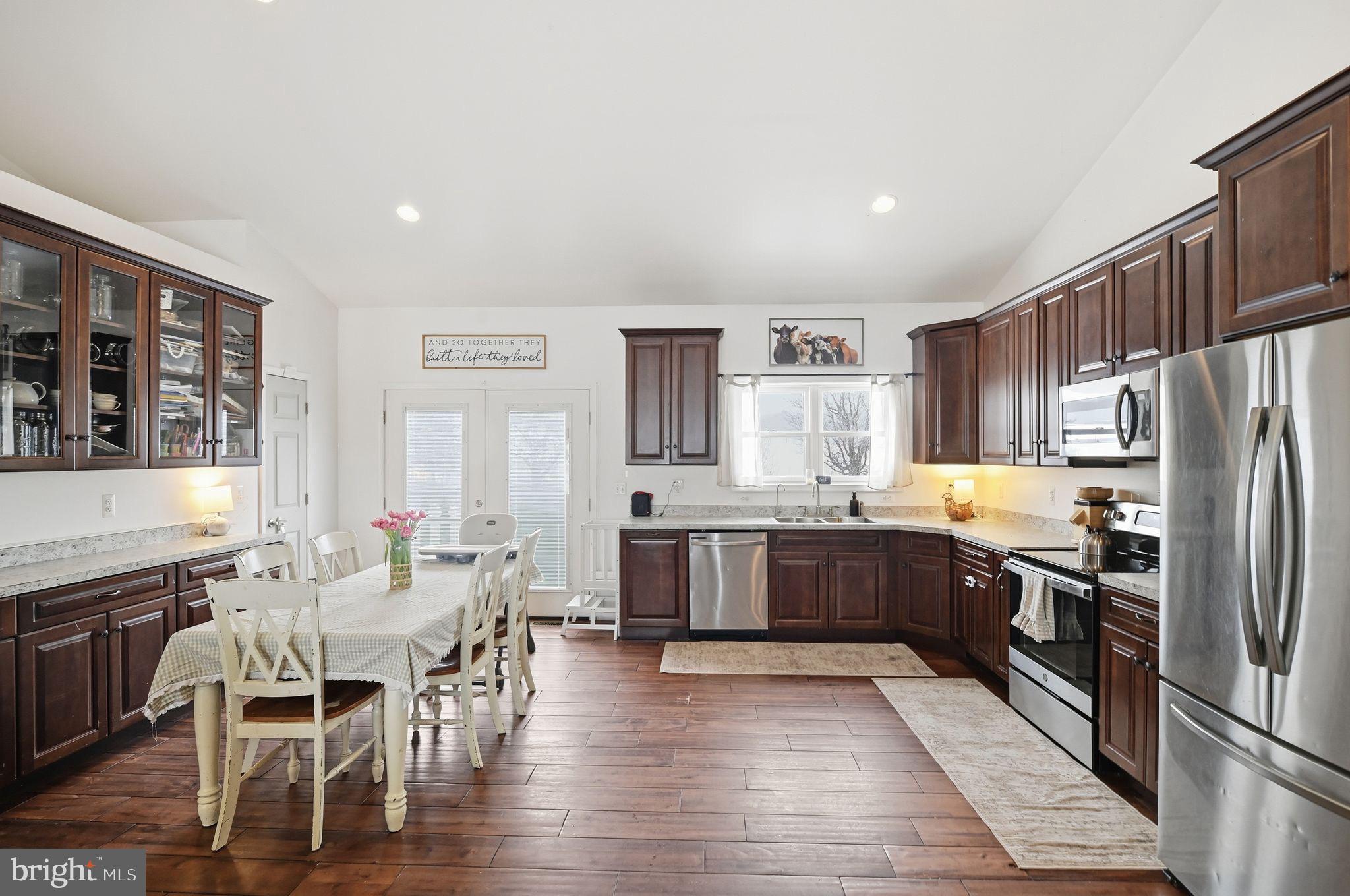 HAZEL RIVER - Residential