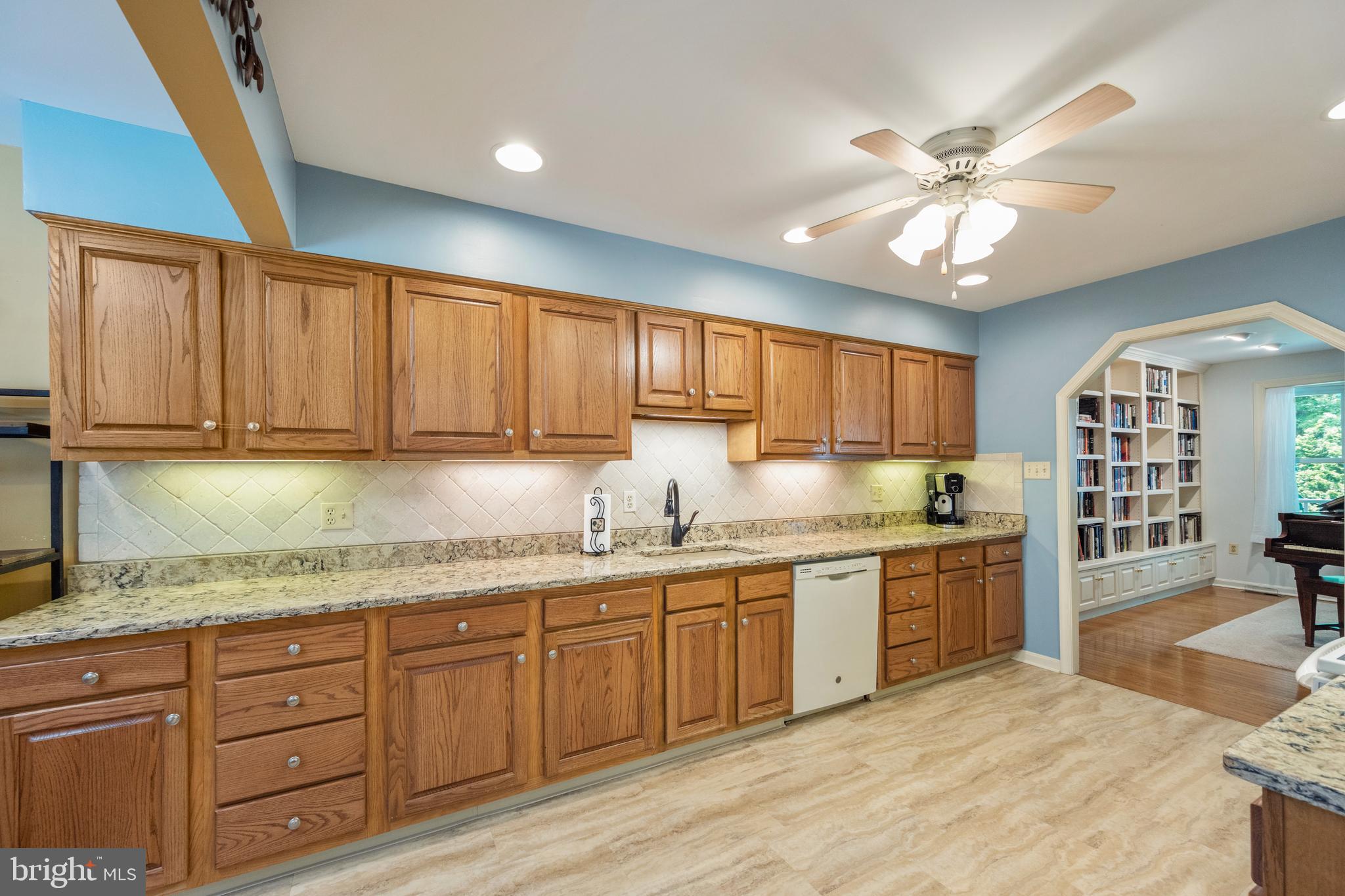 TUCKERS REACH - Residential