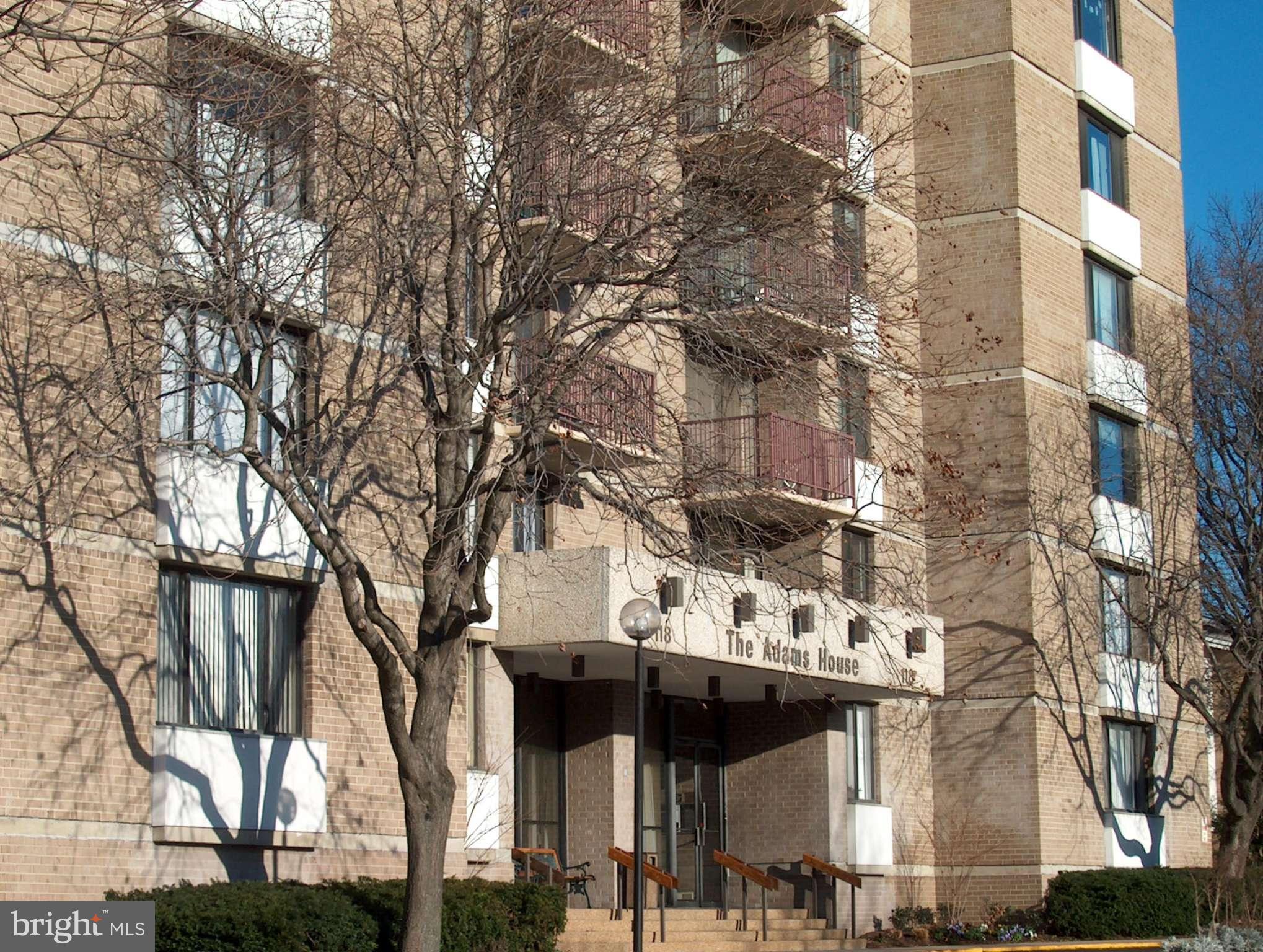 AMERICANA CENTRE - Residential Lease