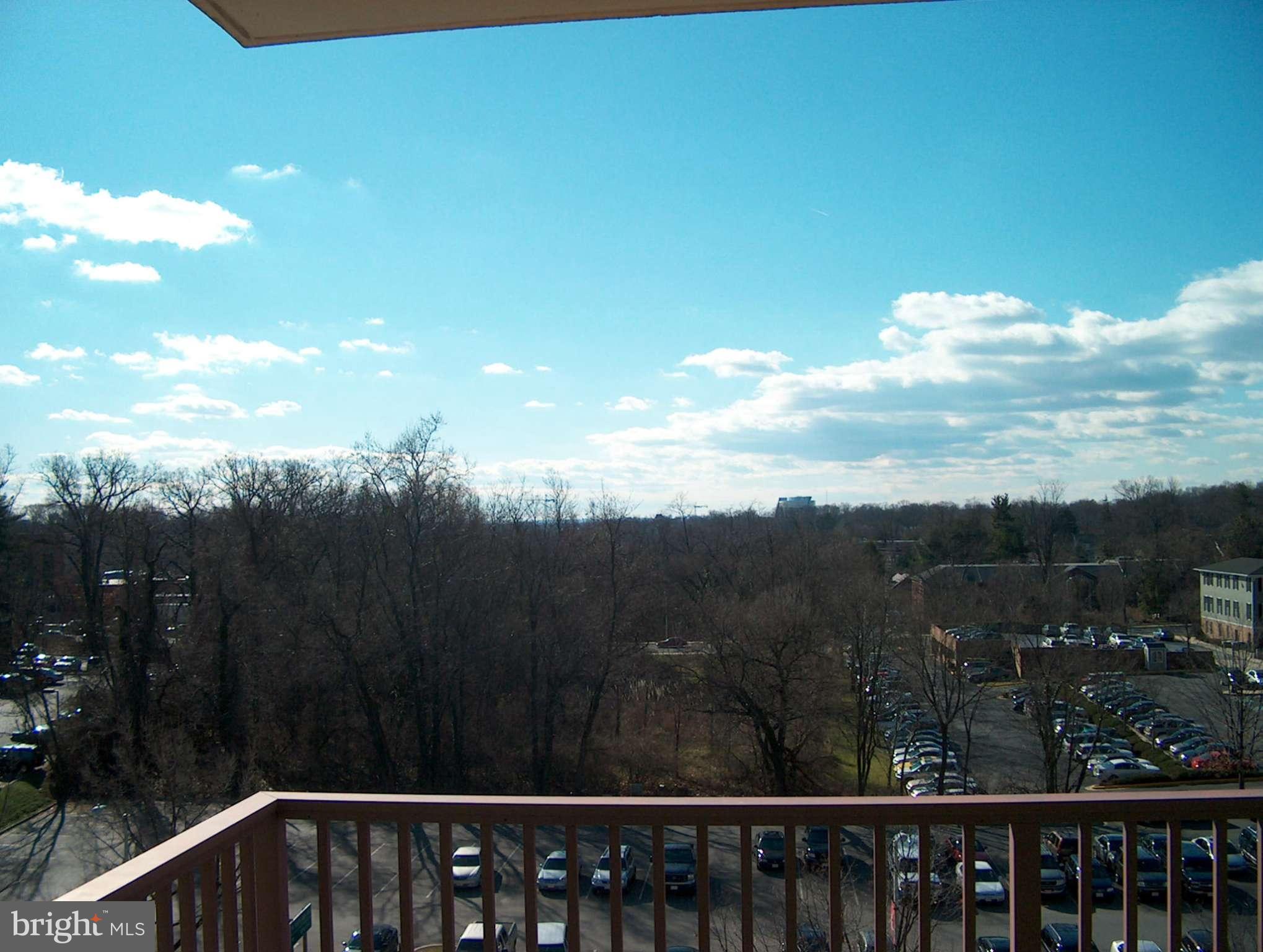 AMERICANA CENTRE - Residential Lease