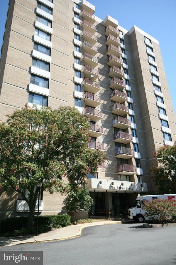 AMERICANA CENTRE - Residential Lease