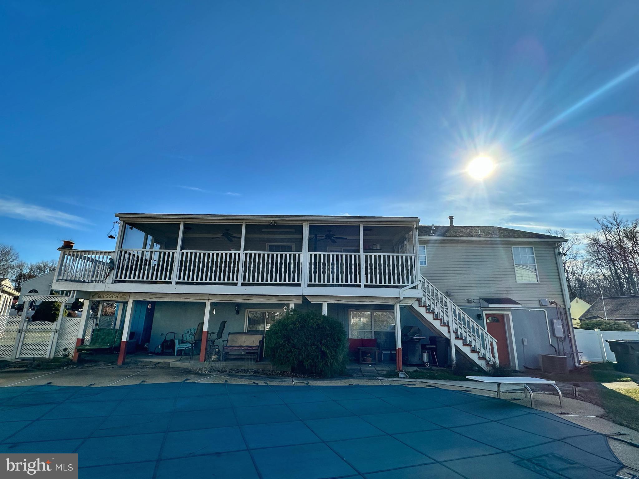 HARBOUR OAKS - Residential