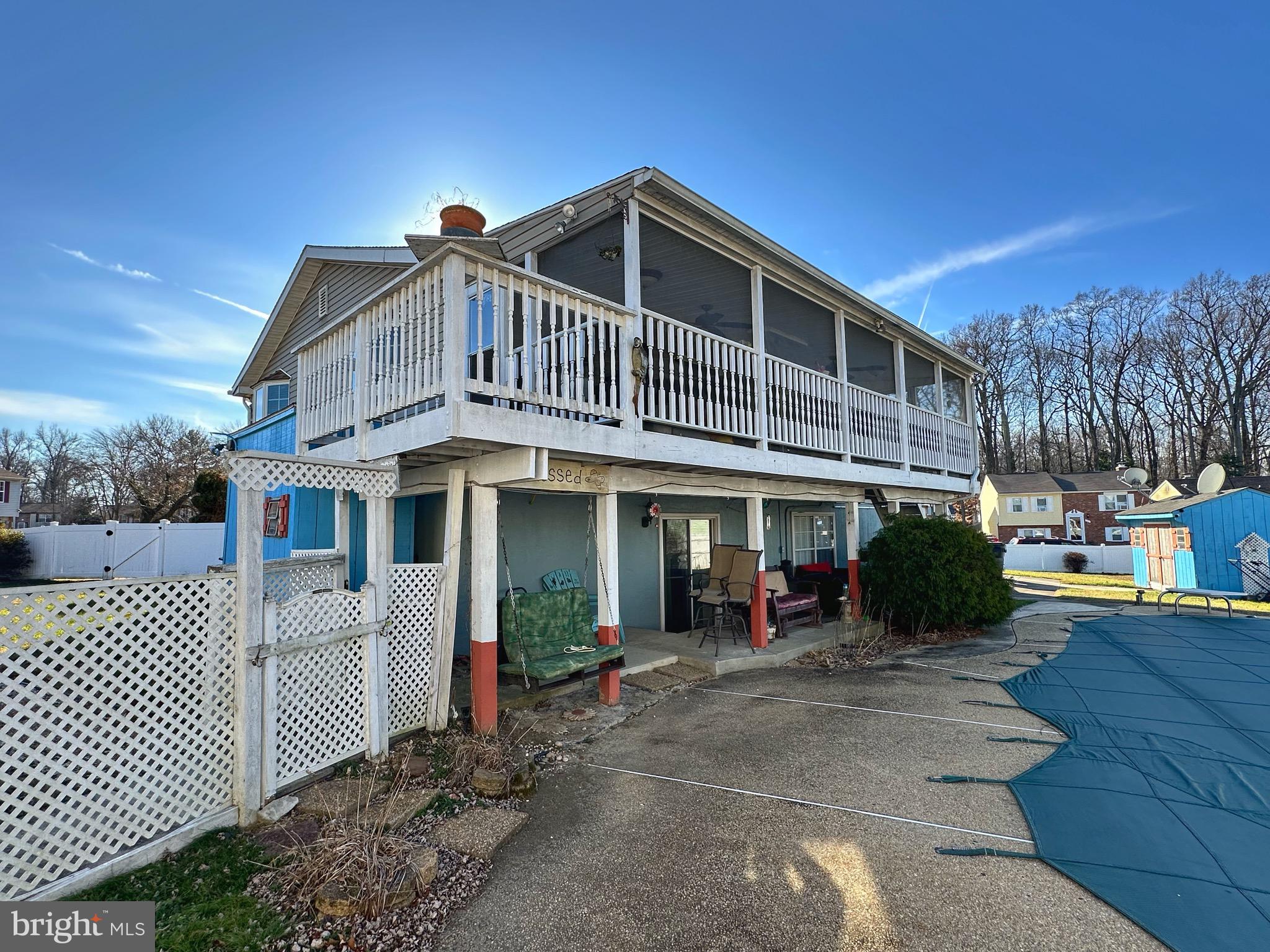 HARBOUR OAKS - Residential