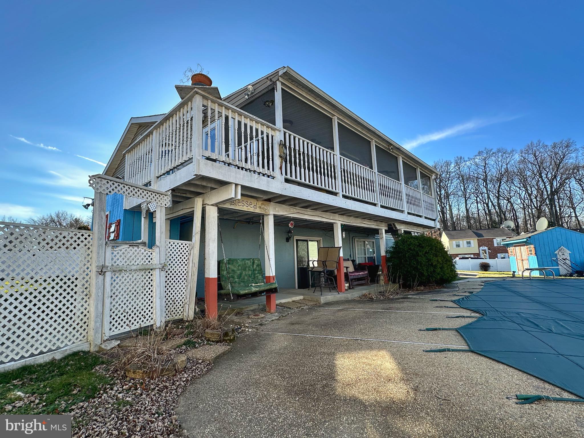 HARBOUR OAKS - Residential