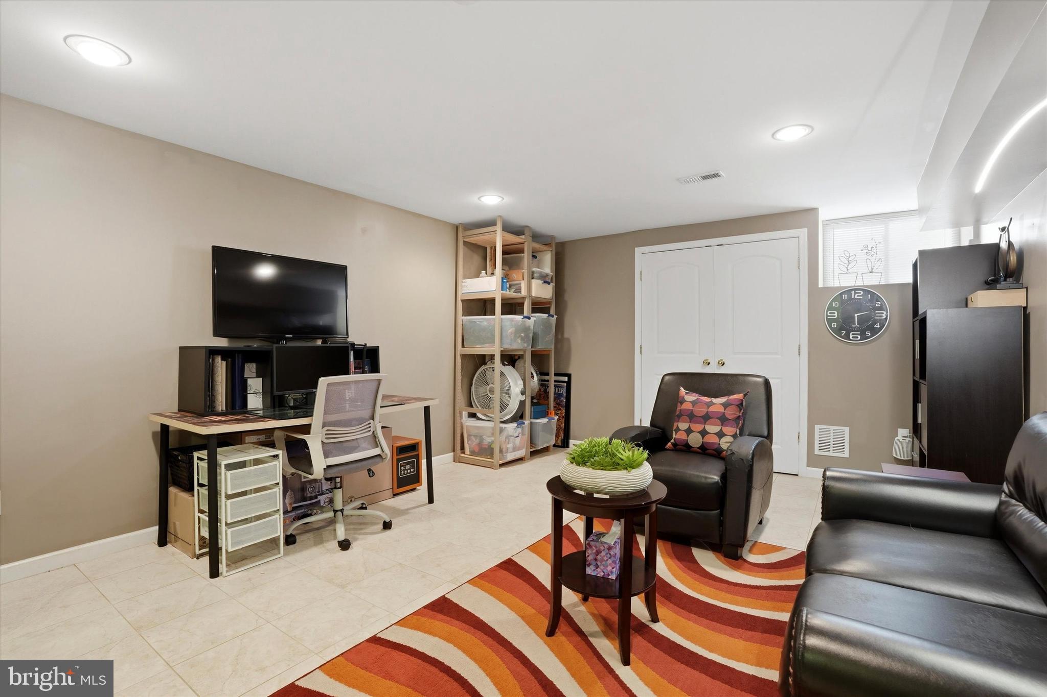 GRADUATE HOSPITAL - Residential