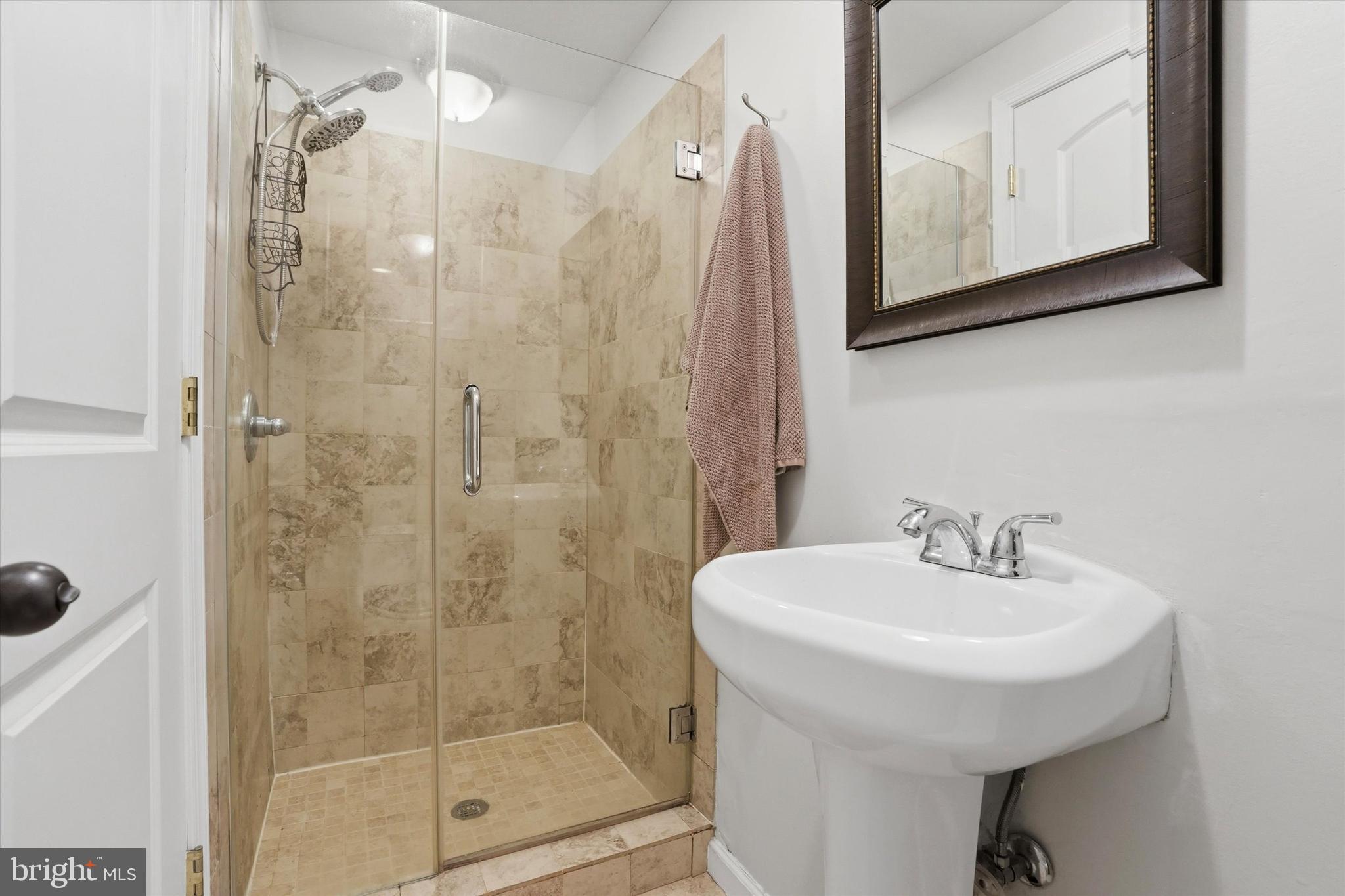 GRADUATE HOSPITAL - Residential