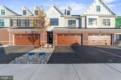 61 Riverwalk, Plainsboro, NJ MLS: NJMX2012152