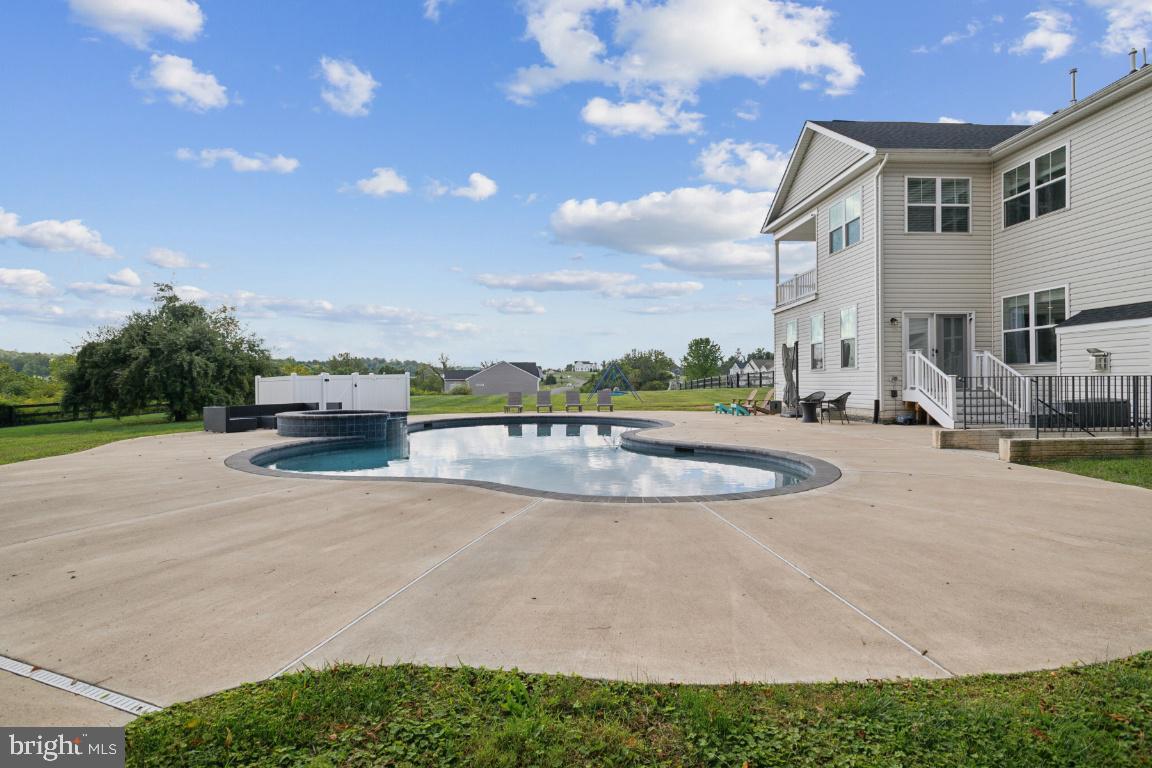 WATERFORD - Residential