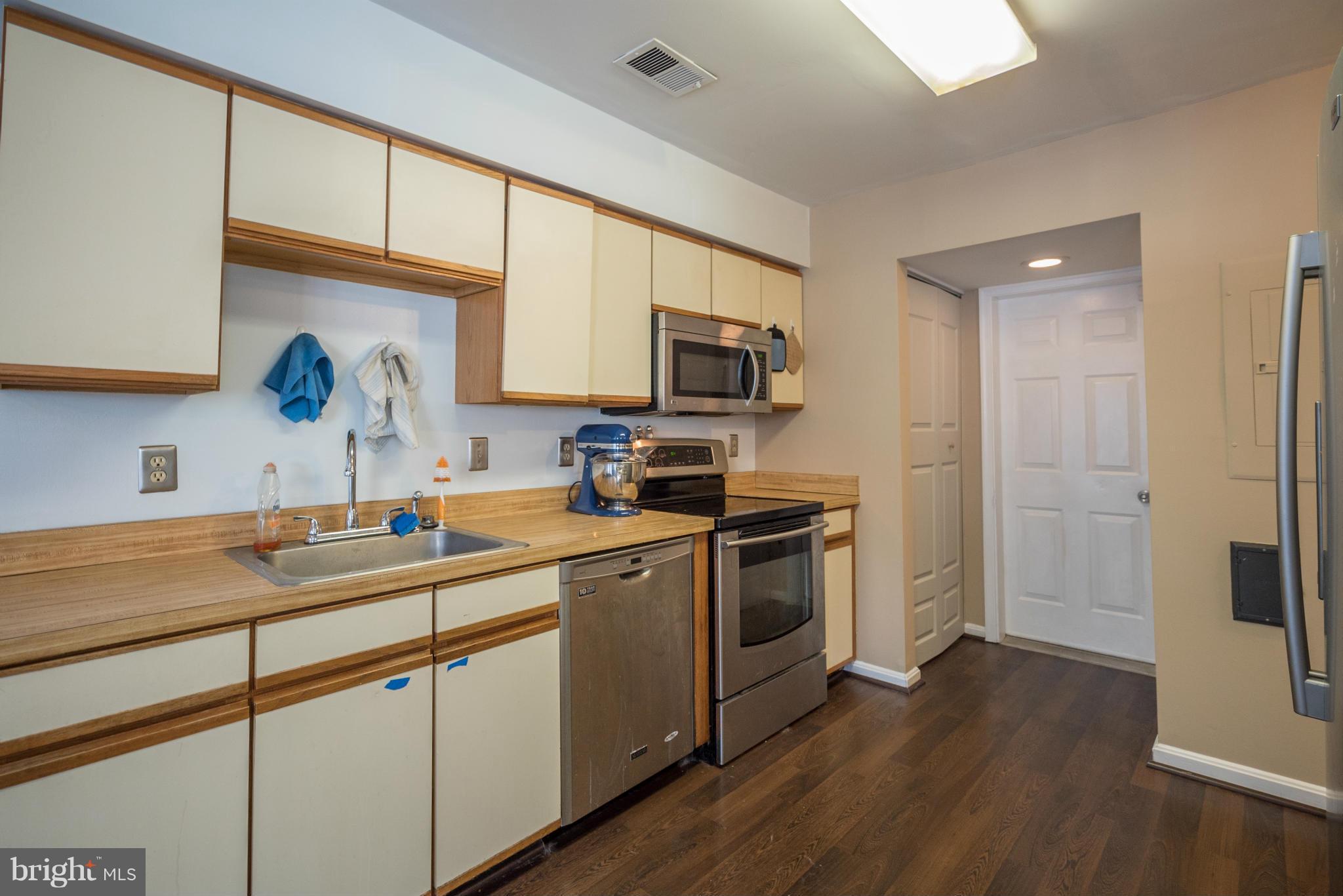 THE VILLAGE AT GREENS OF PATUXENT - Residential