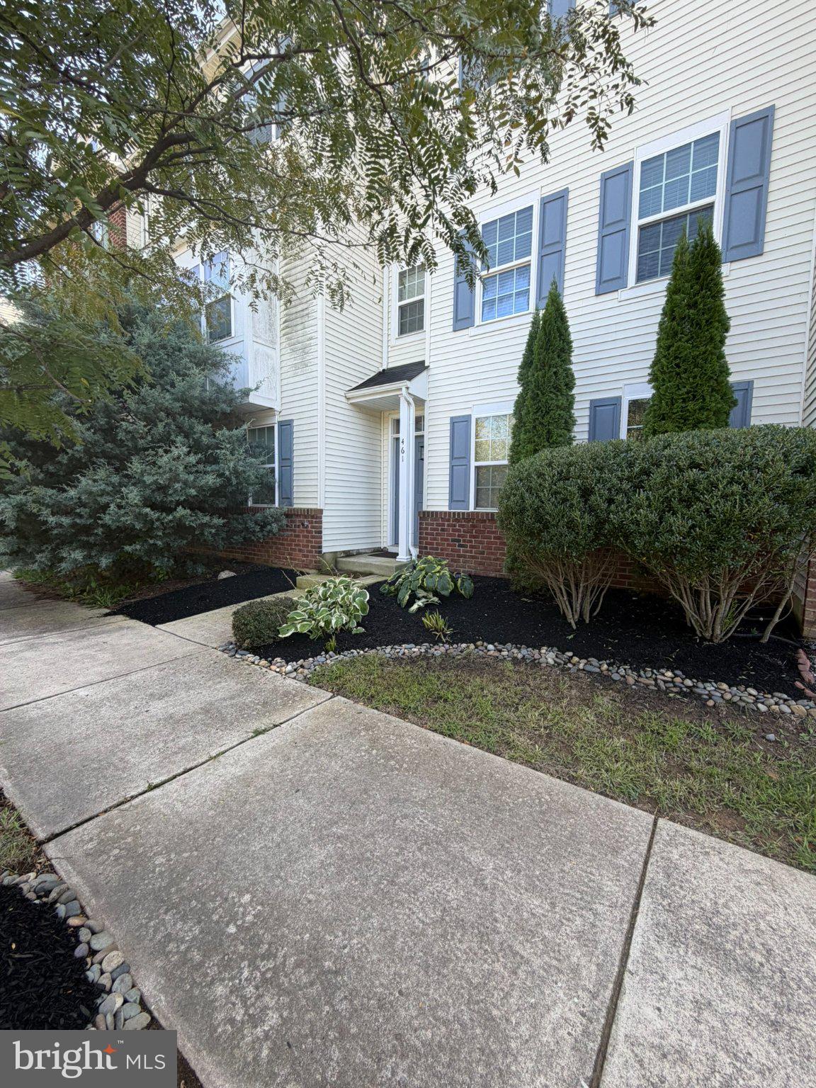 461 TOFTREES DRIVE