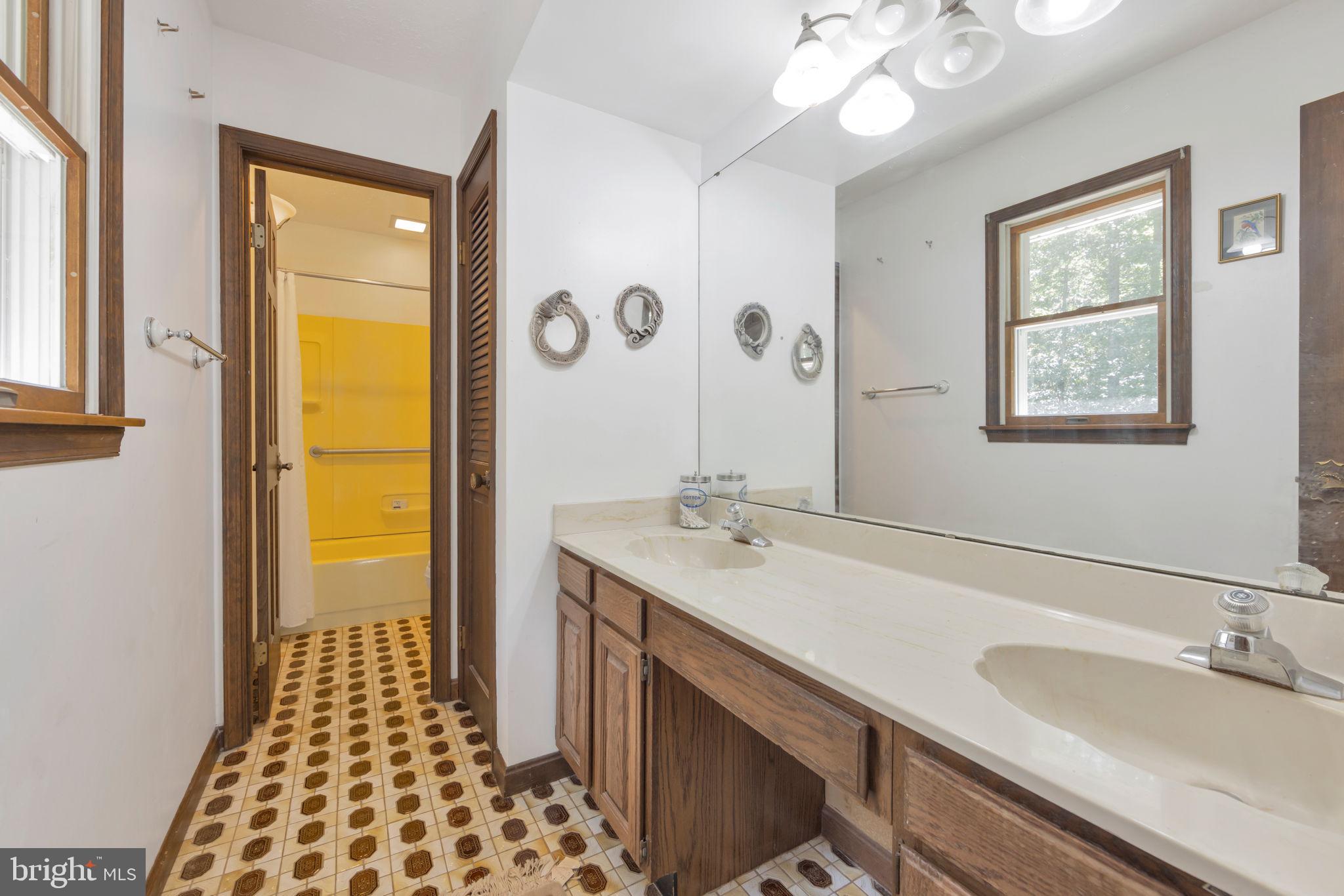 RAINTREE - Residential