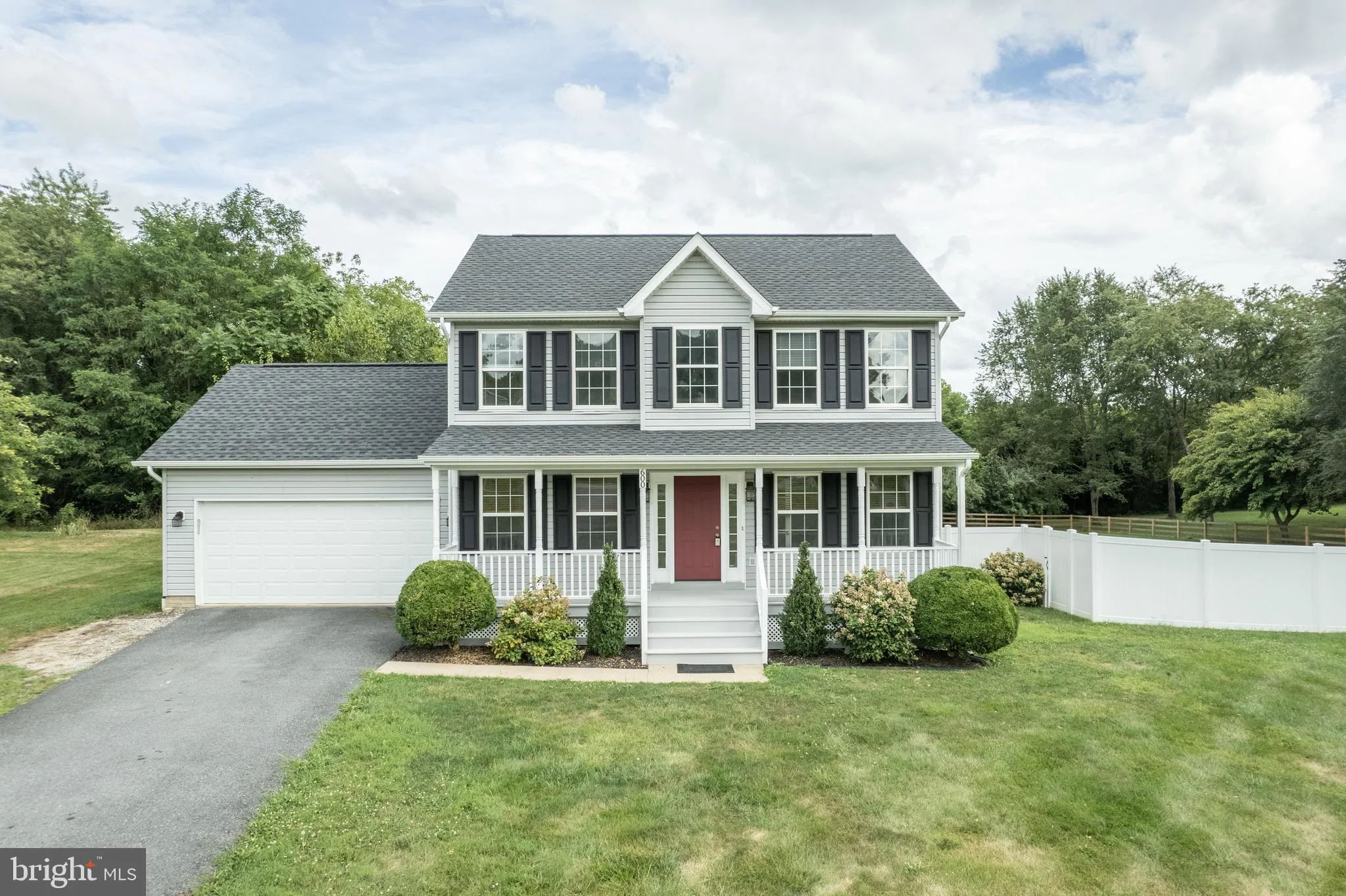 600 Thoroughbred Drive, Charles Town, WV 25414
