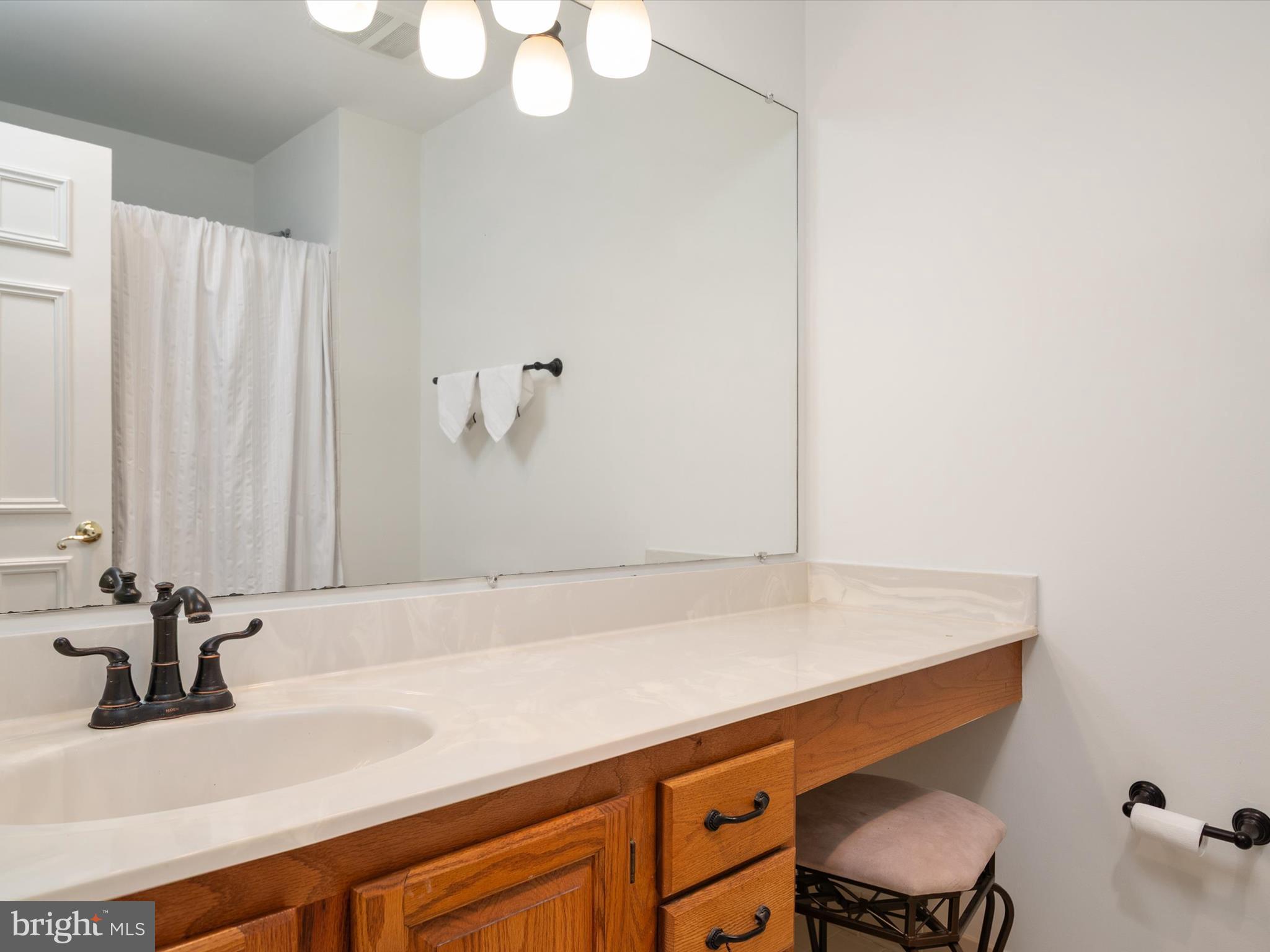 BURLEIGH MANOR - Residential