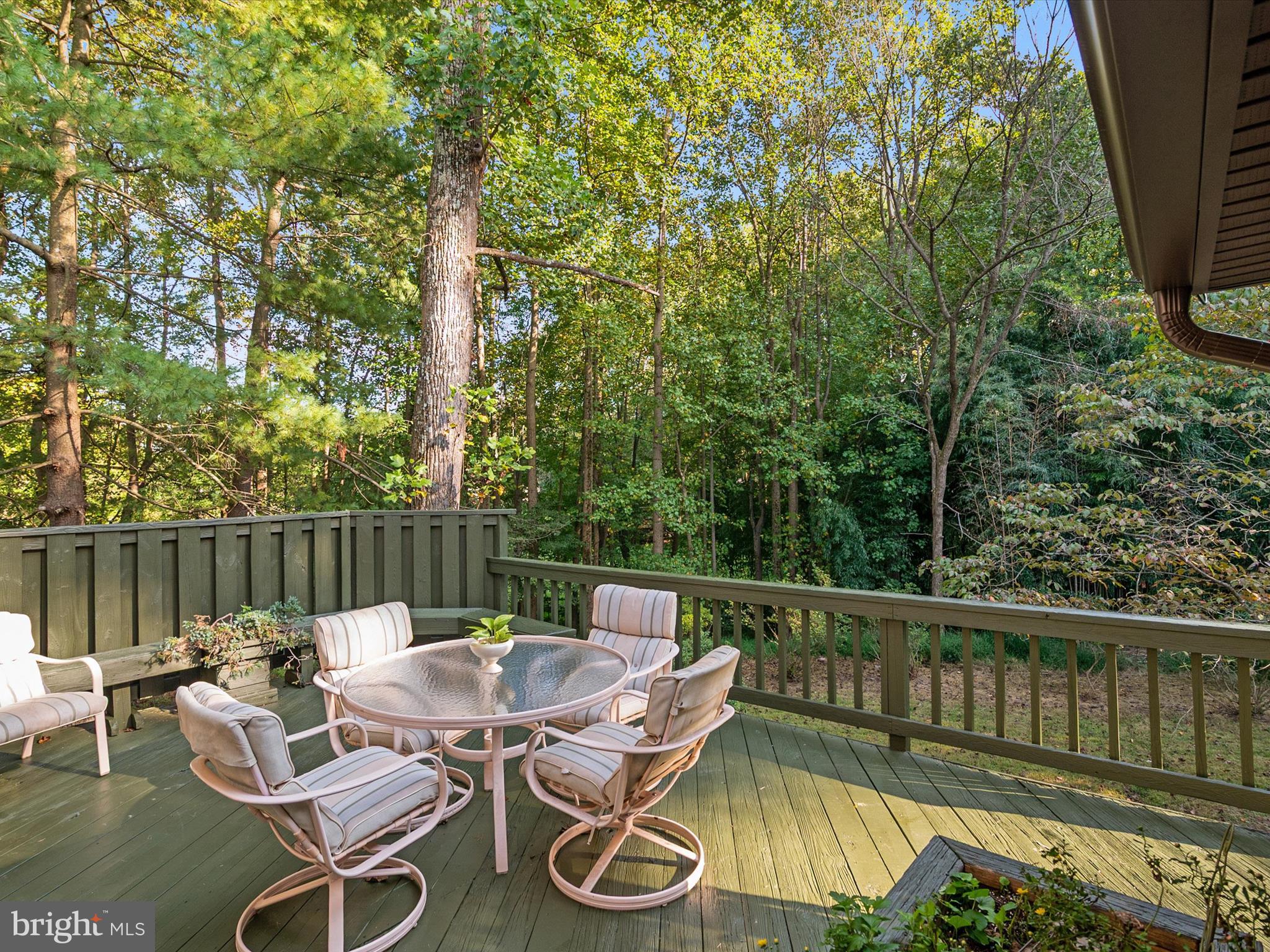 BURLEIGH MANOR - Residential