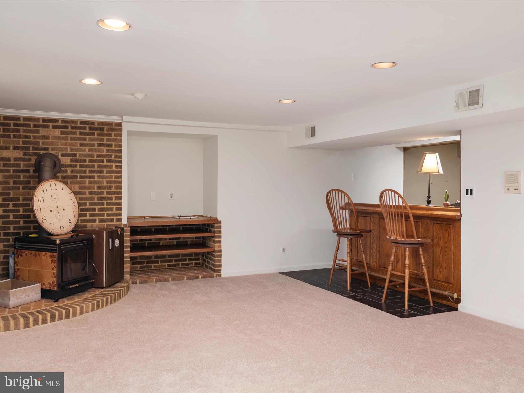 BURLEIGH MANOR - Residential