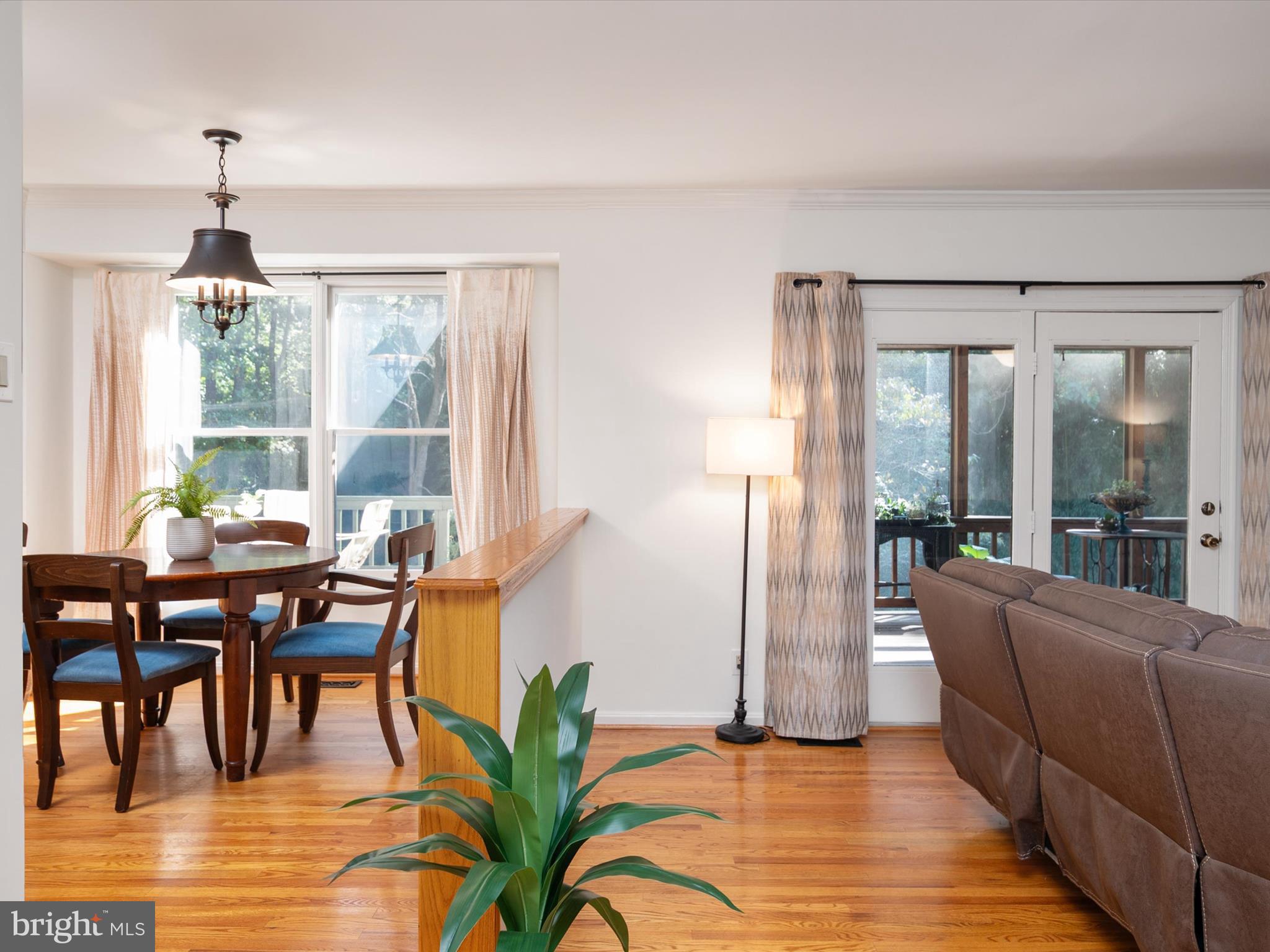 BURLEIGH MANOR - Residential