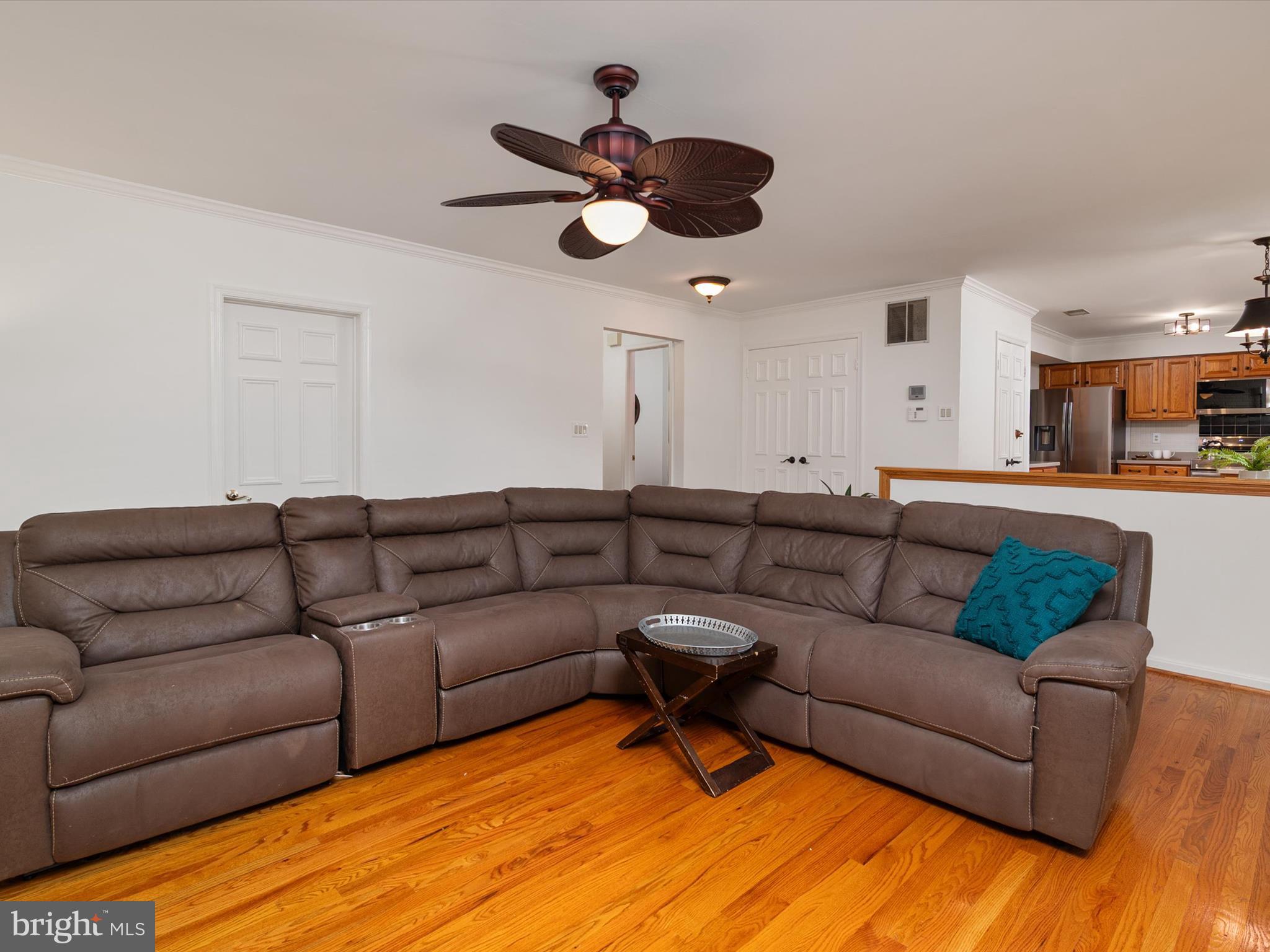 BURLEIGH MANOR - Residential