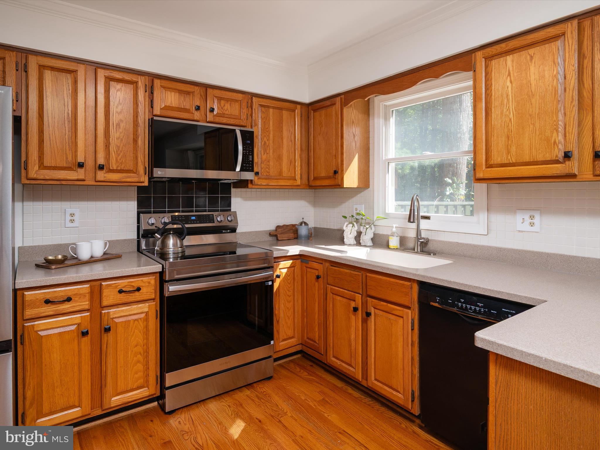 BURLEIGH MANOR - Residential