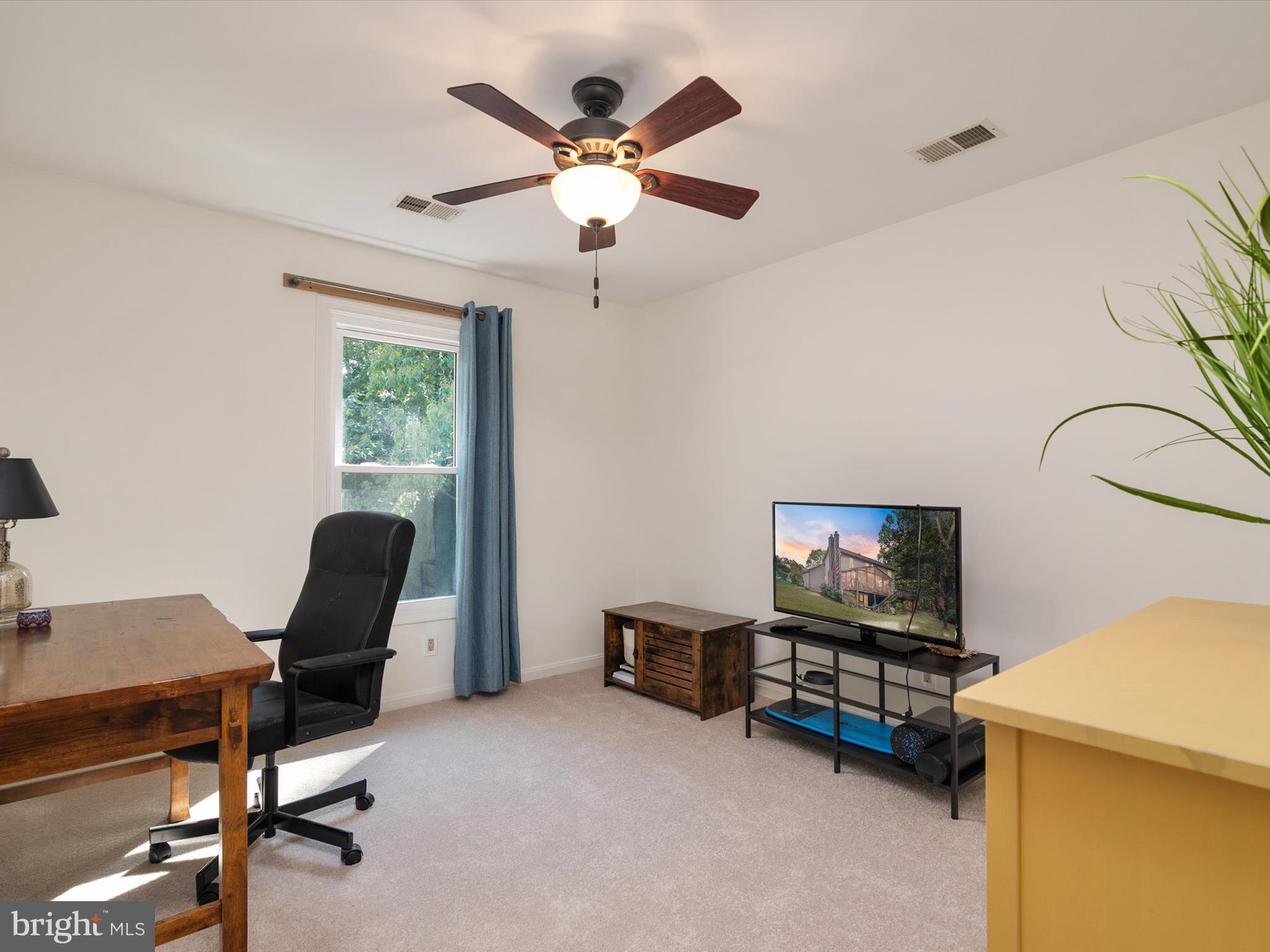 BURLEIGH MANOR - Residential